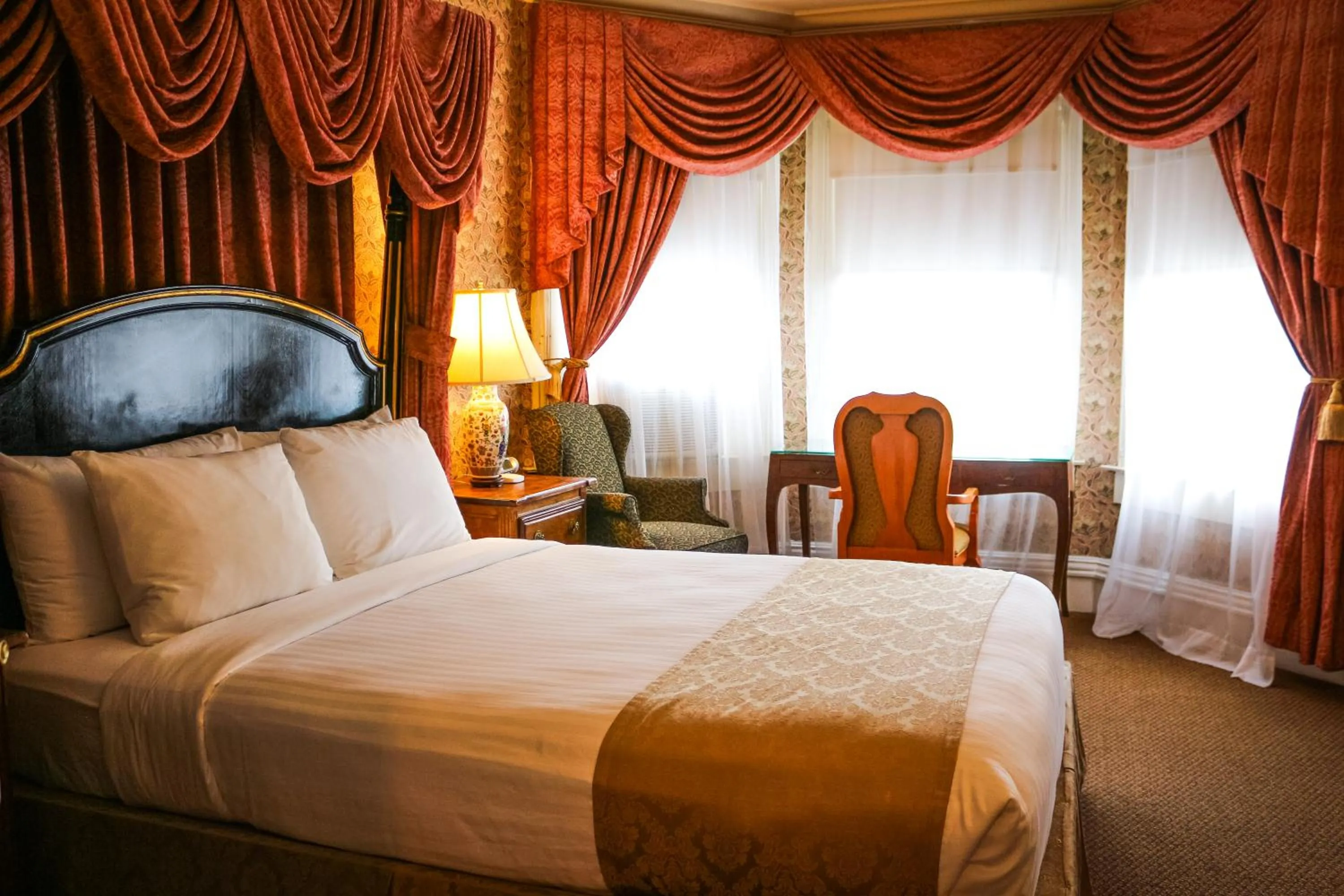 Bed in Hotel Majestic