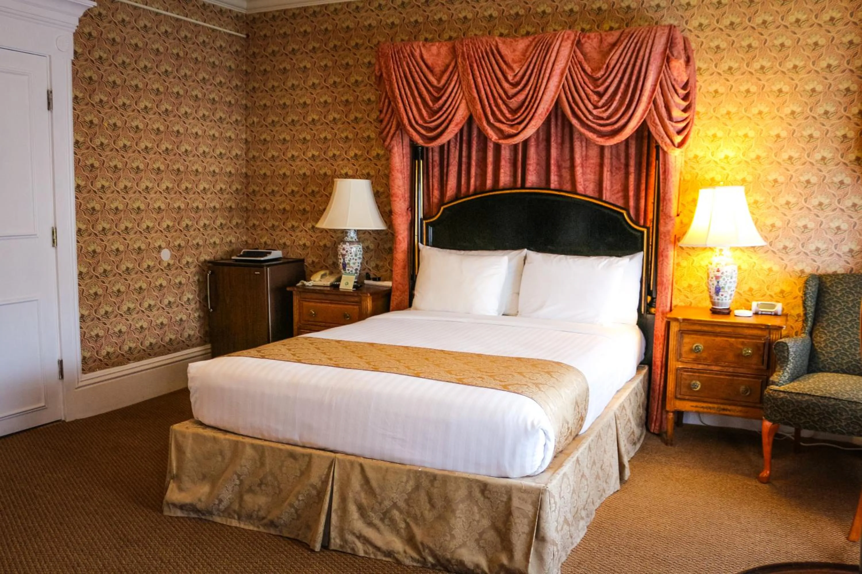 Bed in Hotel Majestic