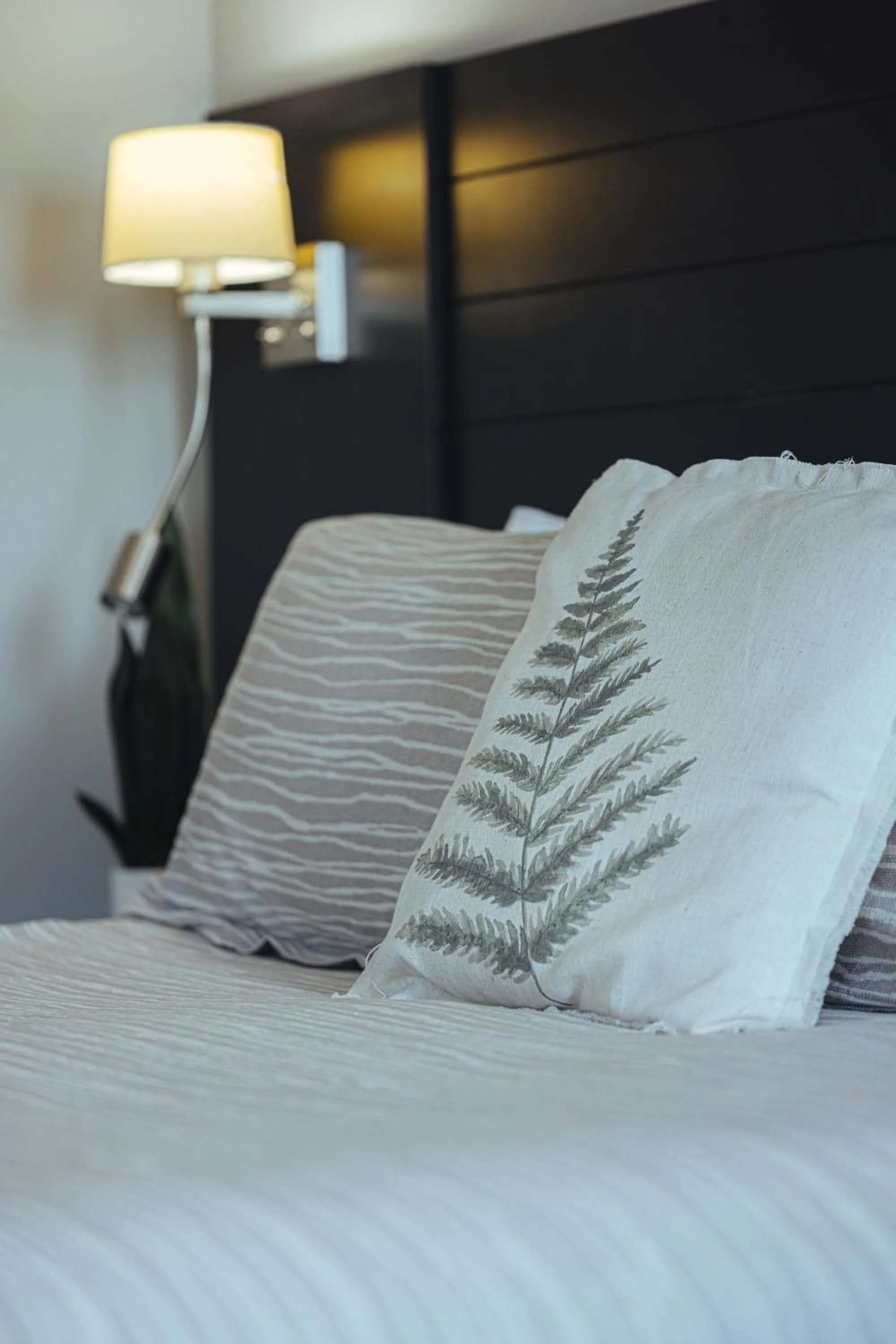 Bedroom, Bed in Motel le Point de Vue
