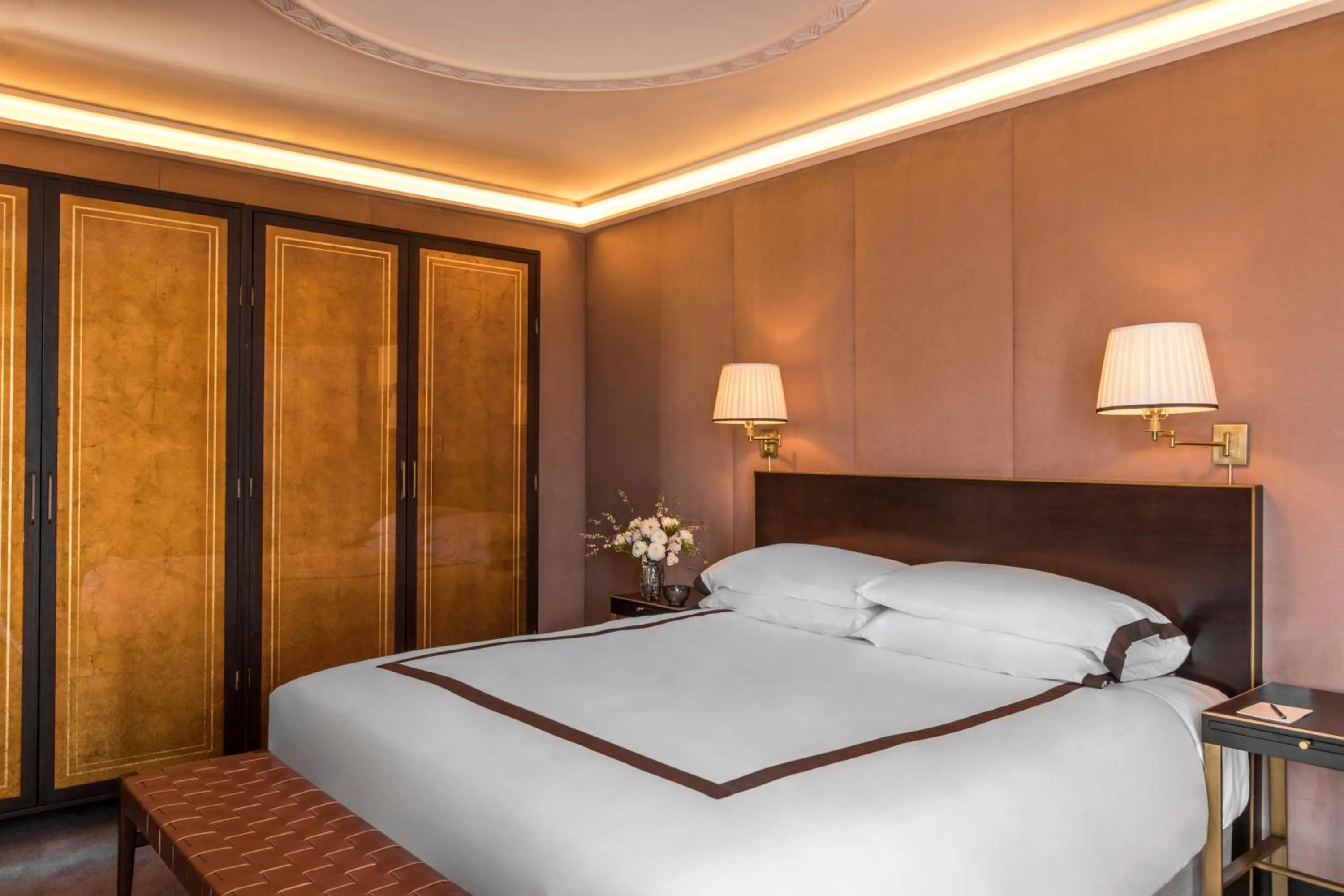 Bed in Sunset Tower Hotel