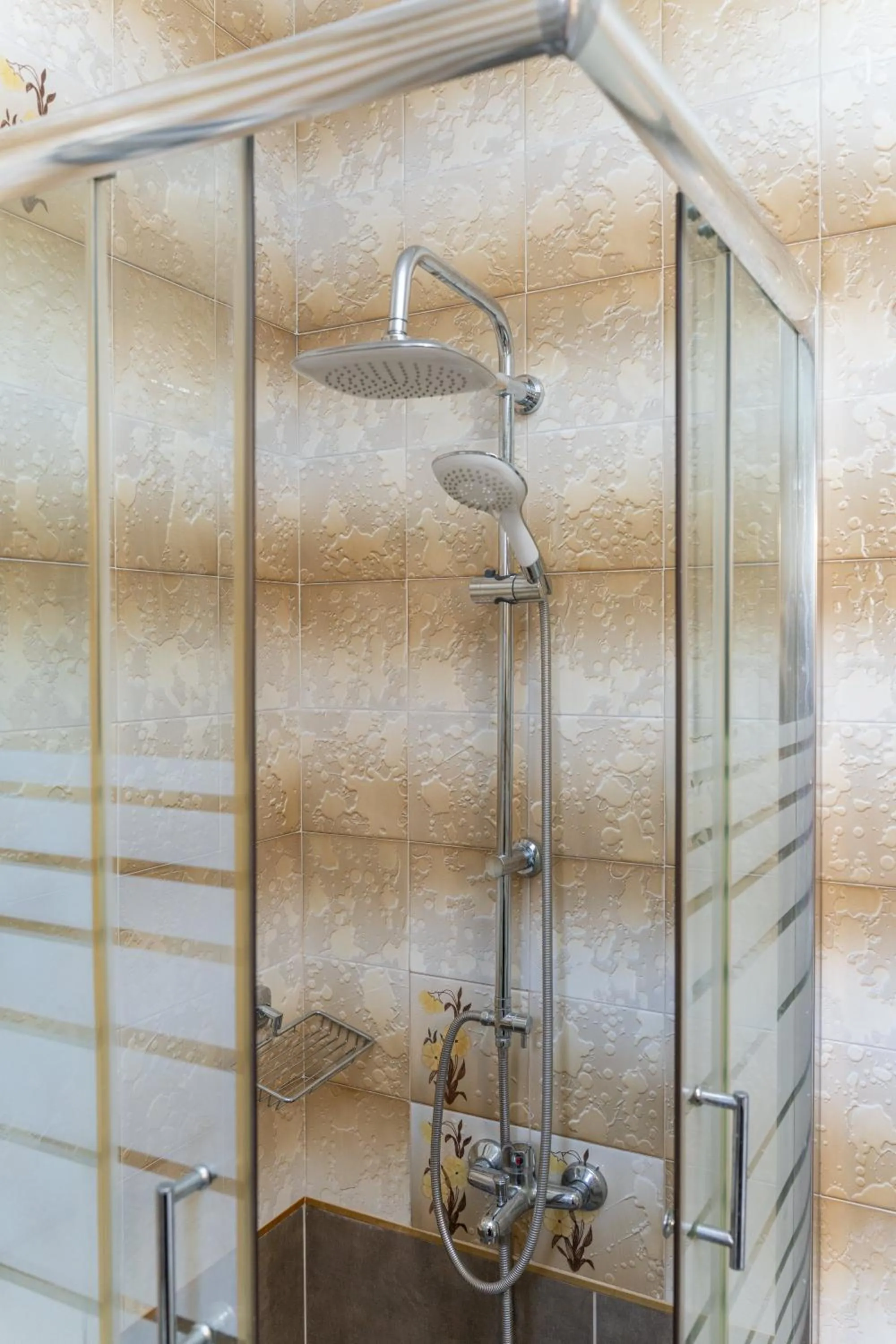 Shower in Remezzo Apartments
