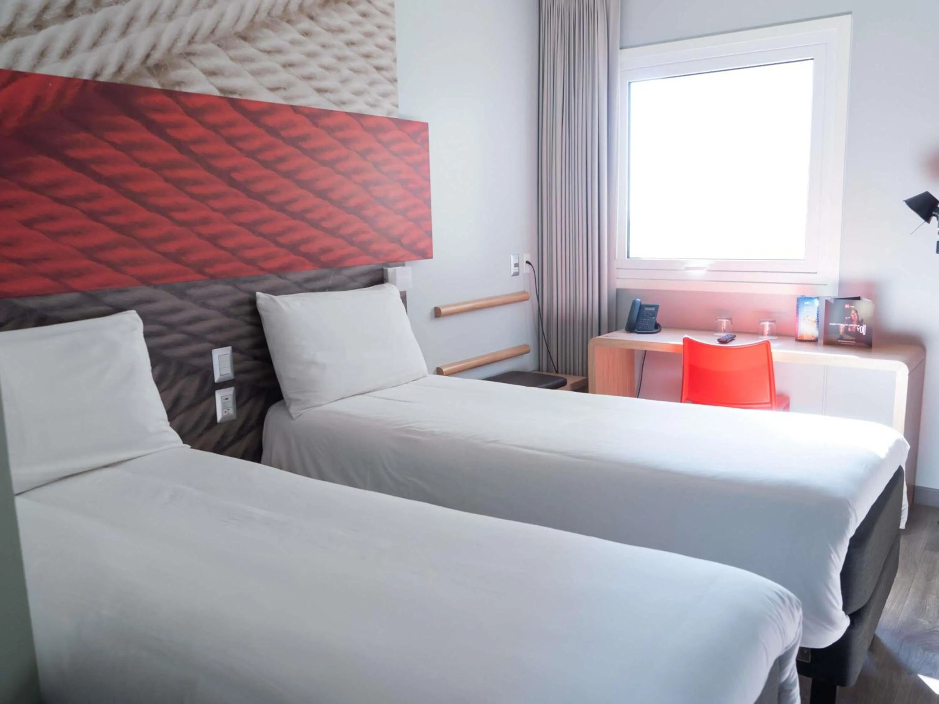 Bedroom, Bed in ibis Trujillo