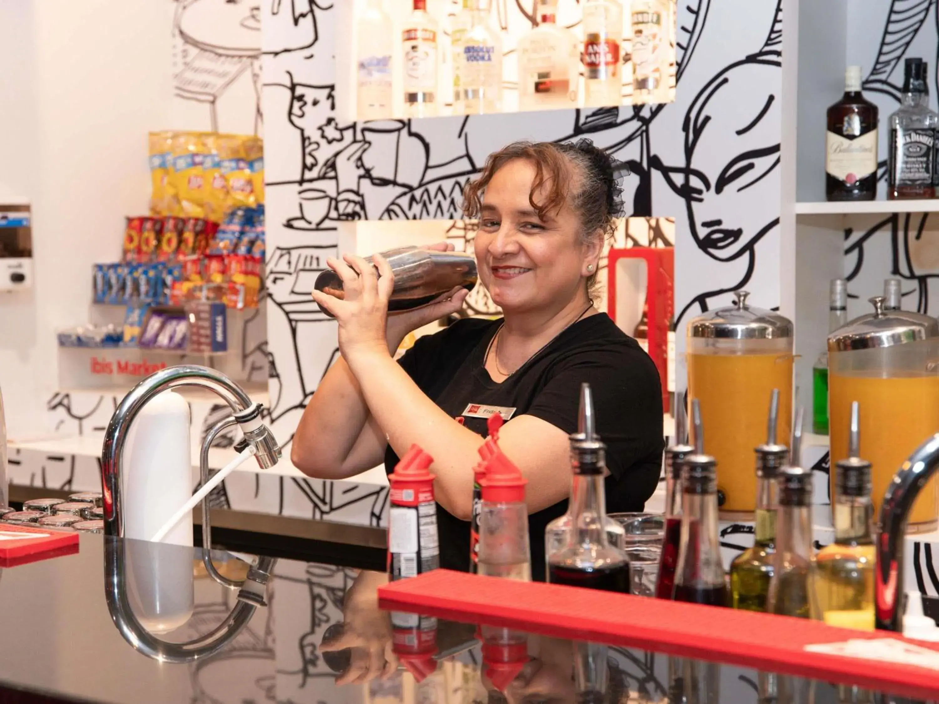 Lounge or bar in ibis Trujillo Lounge or bar in ibis Trujillo