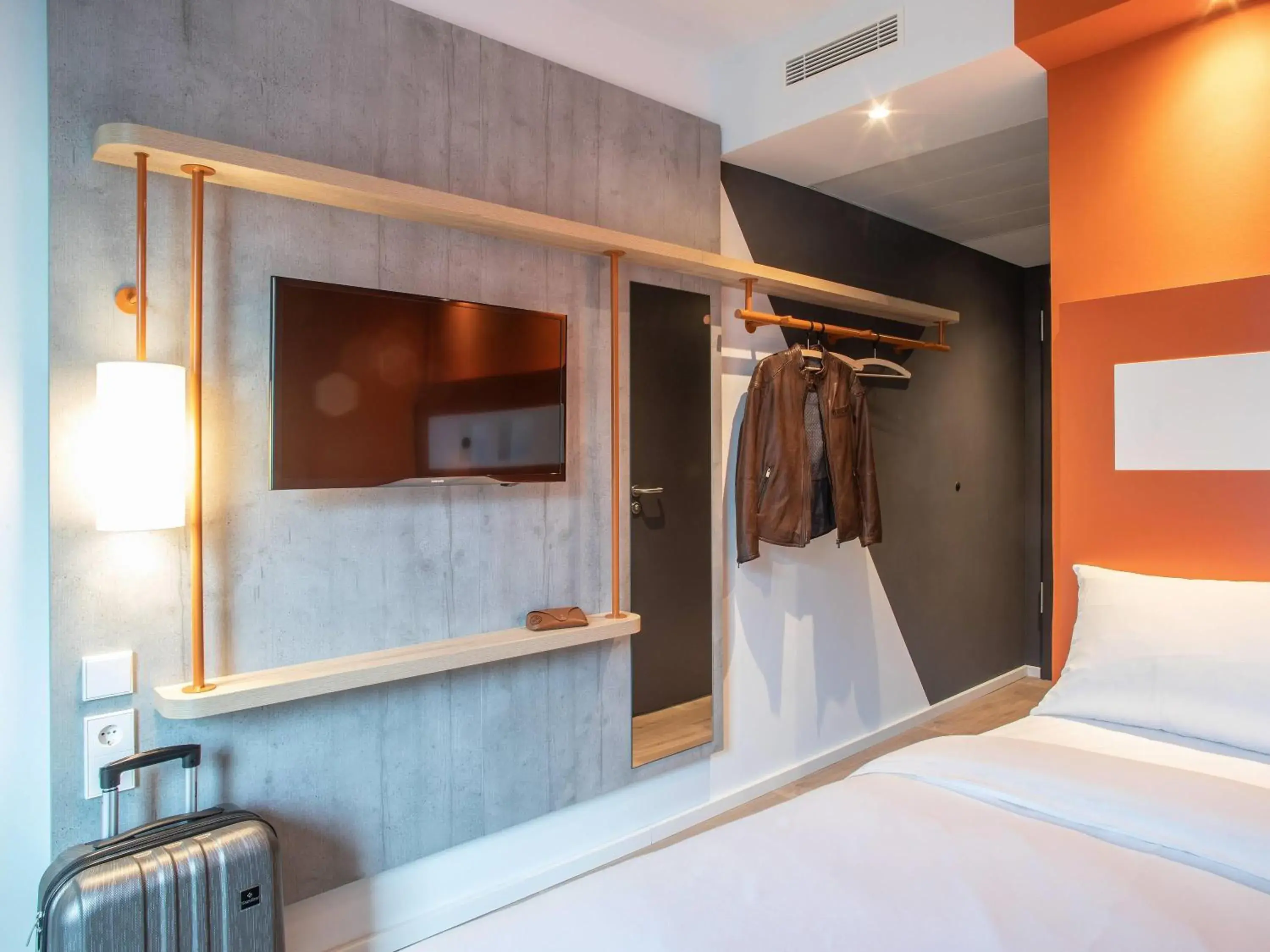 Property building, Bed in ibis budget Bayreuth Property building, Bed in ibis budget Bayreuth