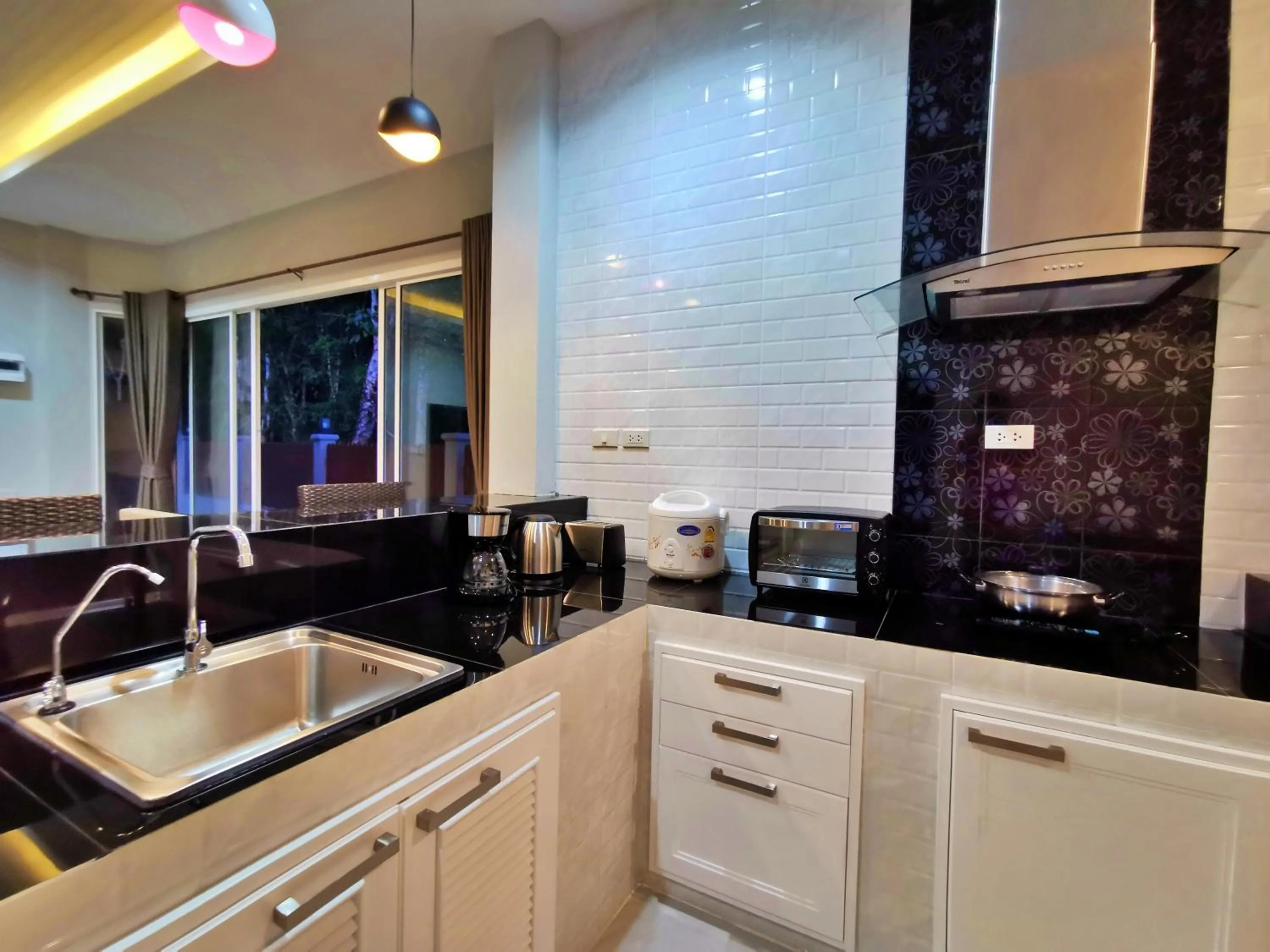 Kitchen or kitchenette in The Apex private pool villa Krabi