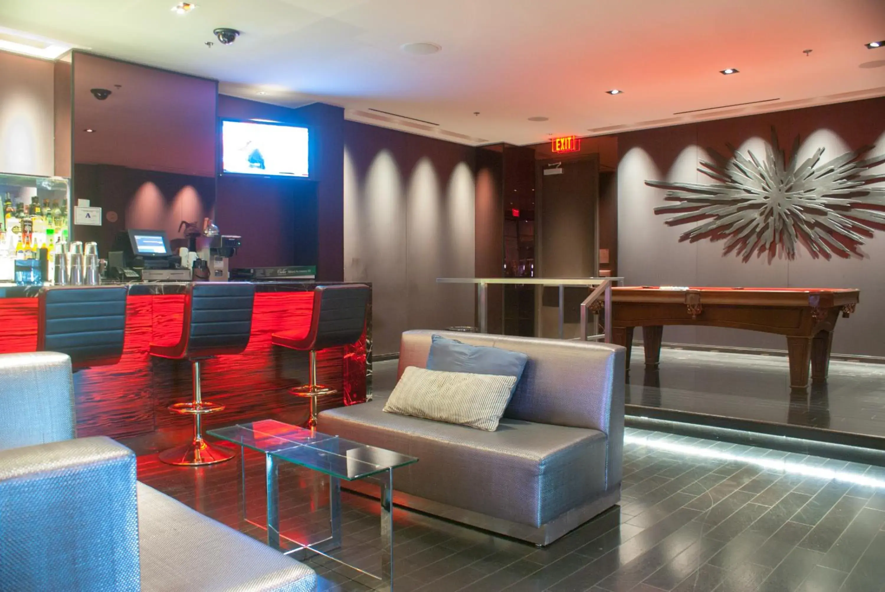 Restaurant/places to eat in Palms Place Hotel and Spa Restaurant/places to eat in Palms Place Hotel and Spa