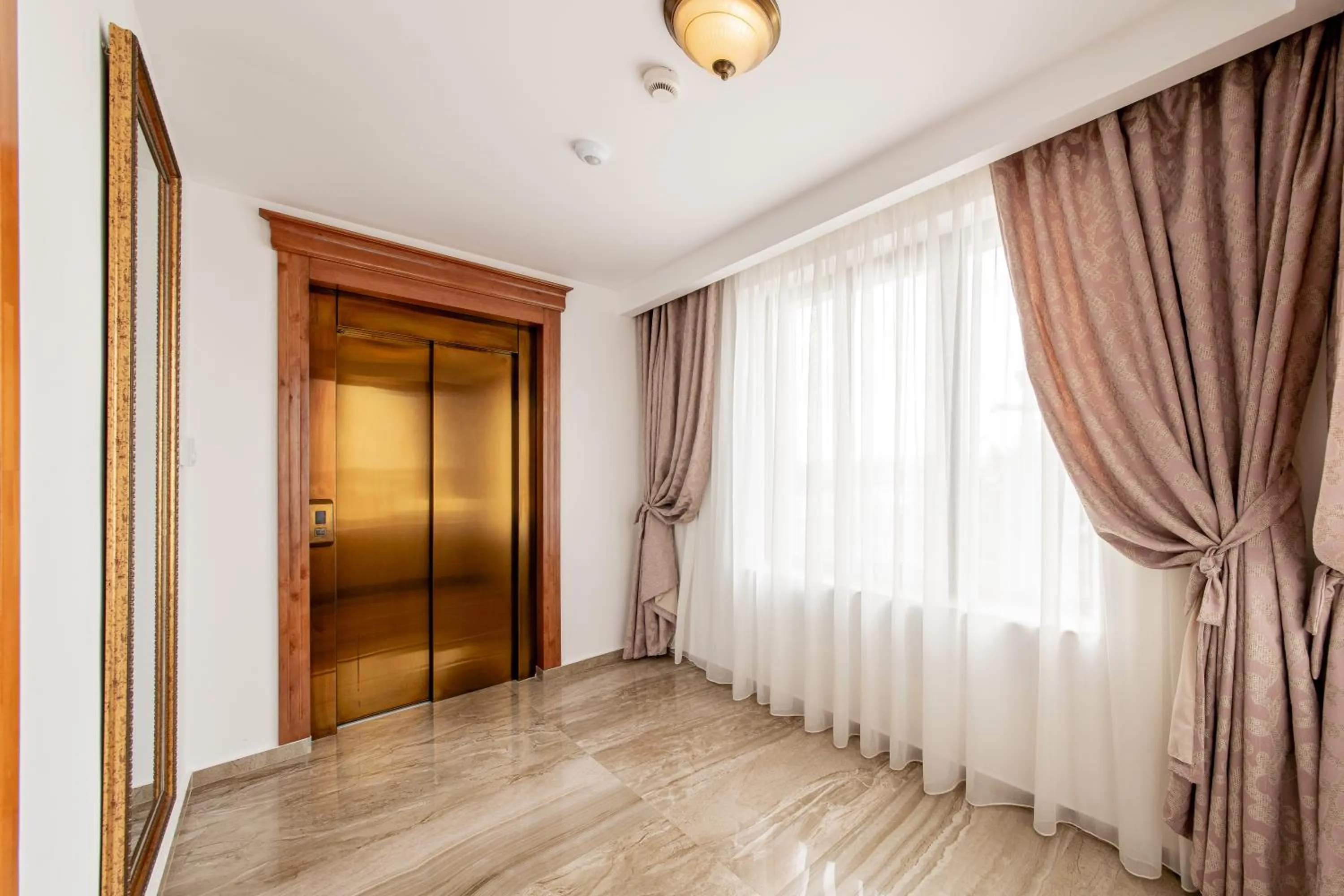 Area and facilities in RED CONFORT HOTEL Boutique