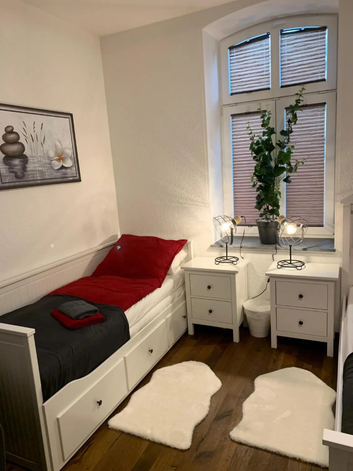 Bed in Wieko Ferienwohnungen - Luxus pur im Prinz von Preußen, Erdgeschoss