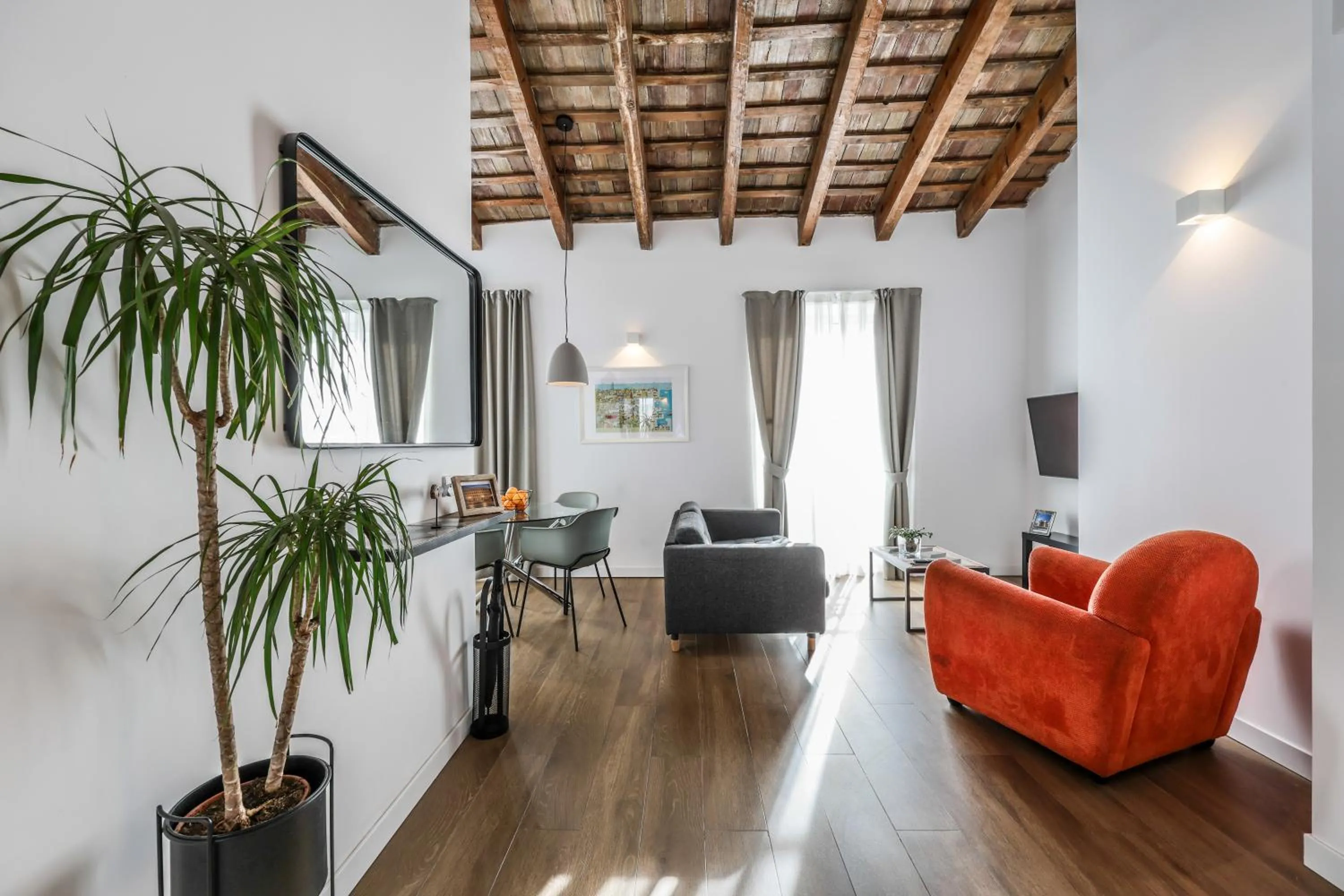 Living room in AmazINN Collection Valencia Centro EVI