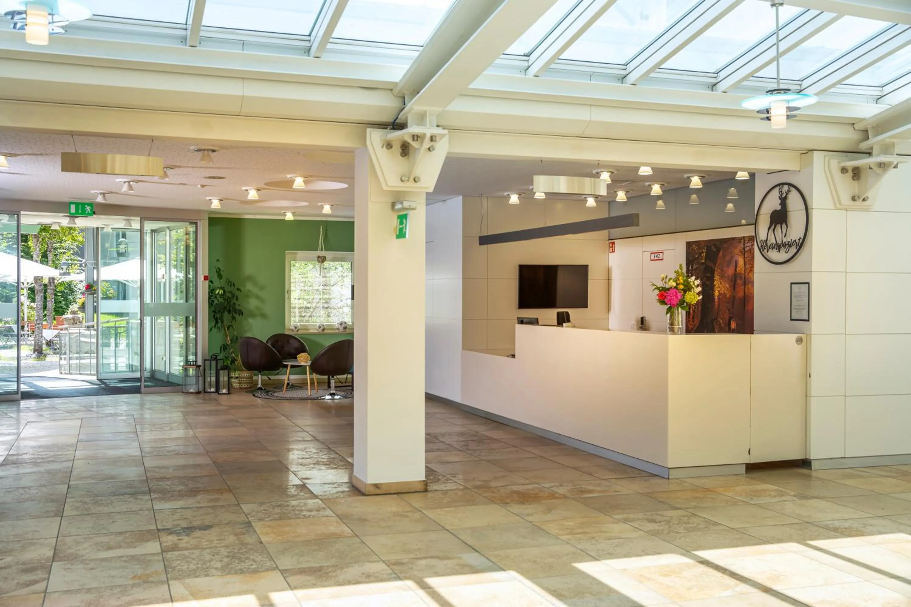 Lobby or reception in Karoli Hotel Waldkirchen