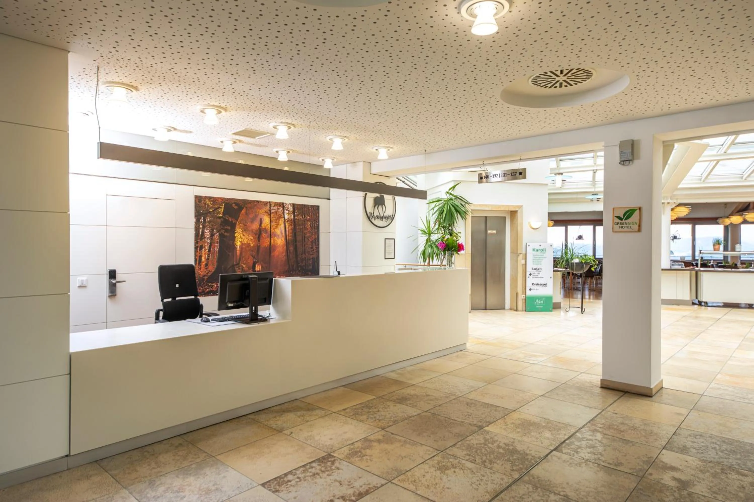 Lobby or reception in Karoli Hotel Waldkirchen