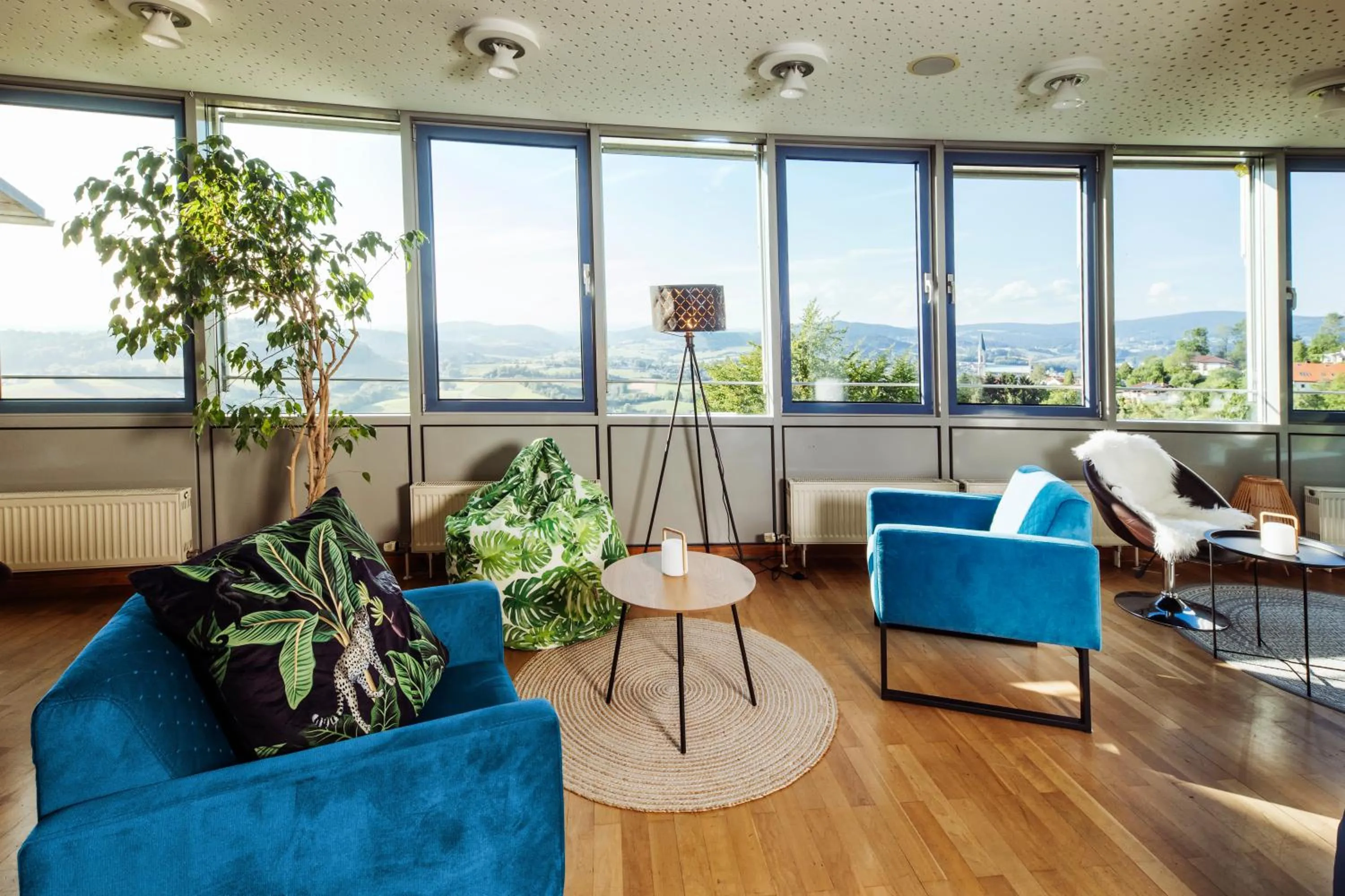 Lobby or reception in Karoli Hotel Waldkirchen