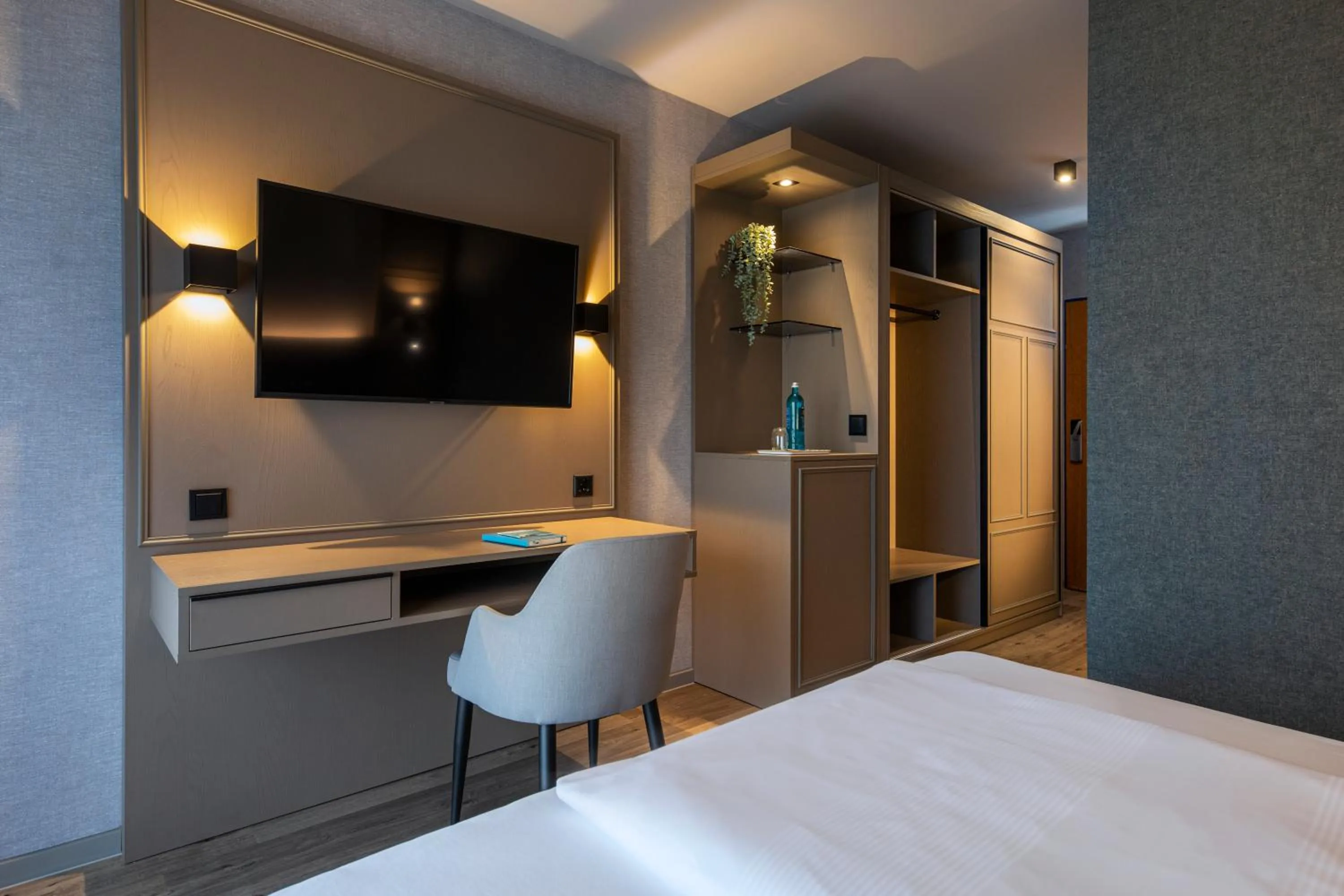 Bedroom, Bed in Karoli Hotel Waldkirchen