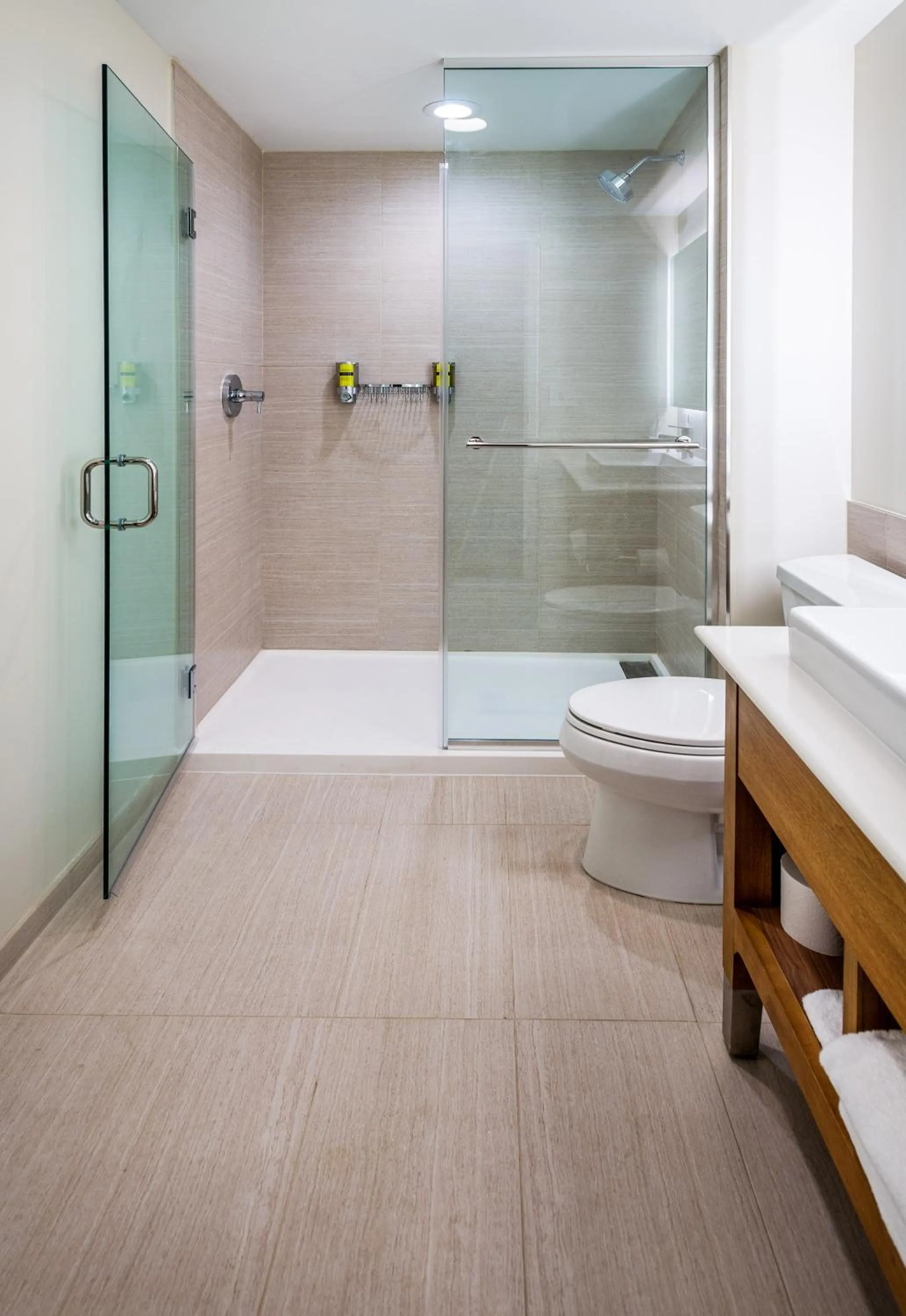 Shower in Element Nashville Airport