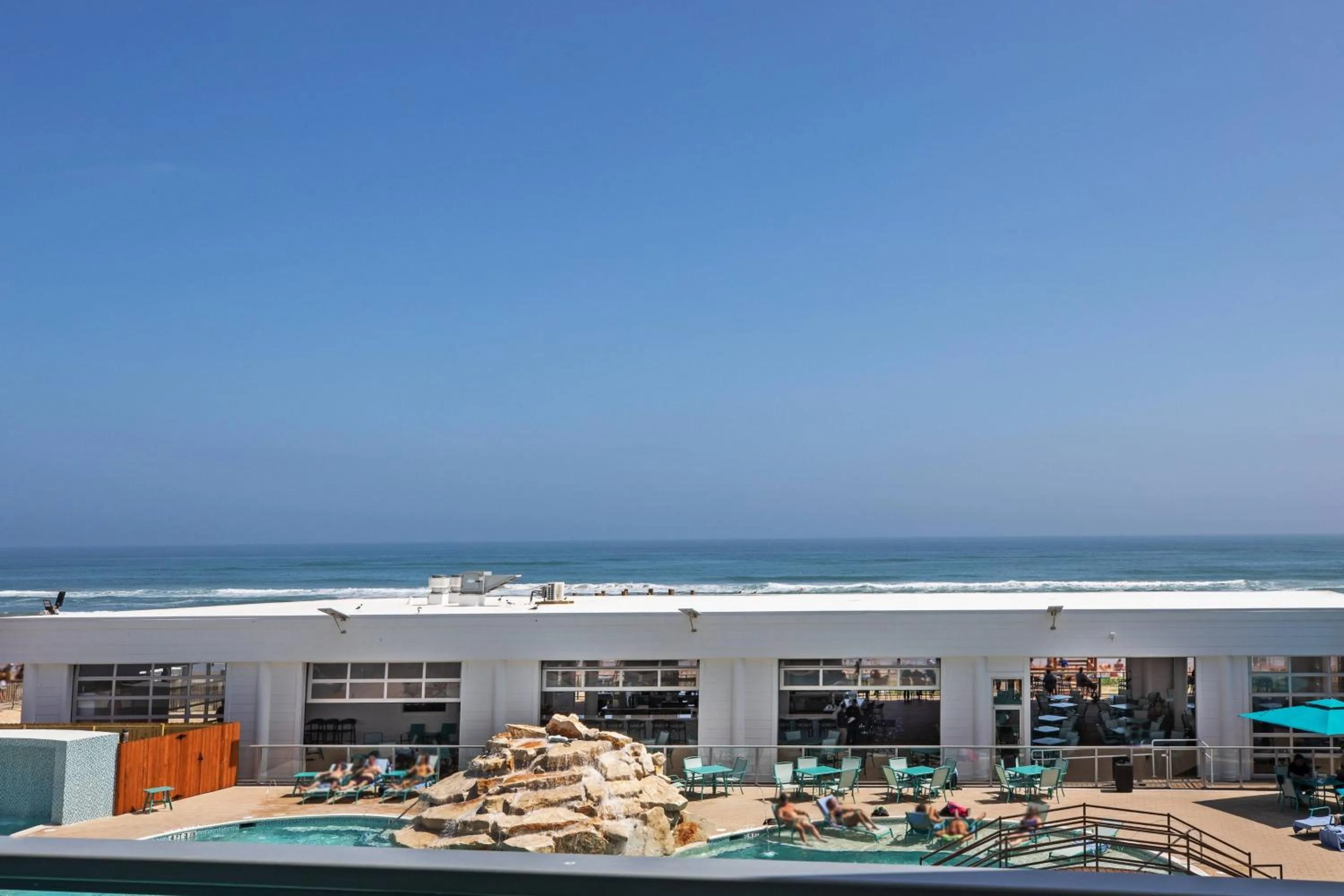 Photo of the whole room in Courtyard South Padre Island