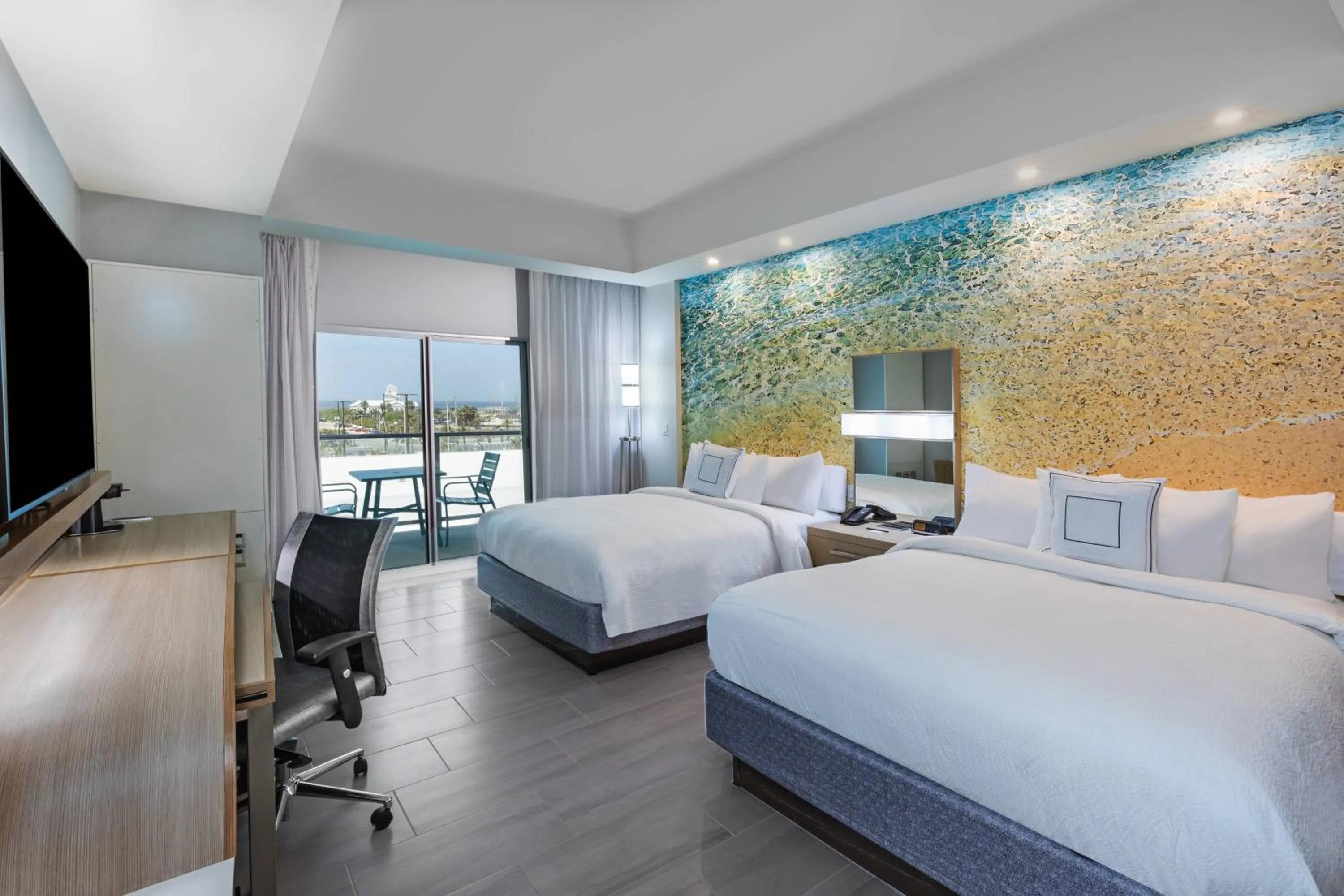 Photo of the whole room, Bed in Courtyard South Padre Island