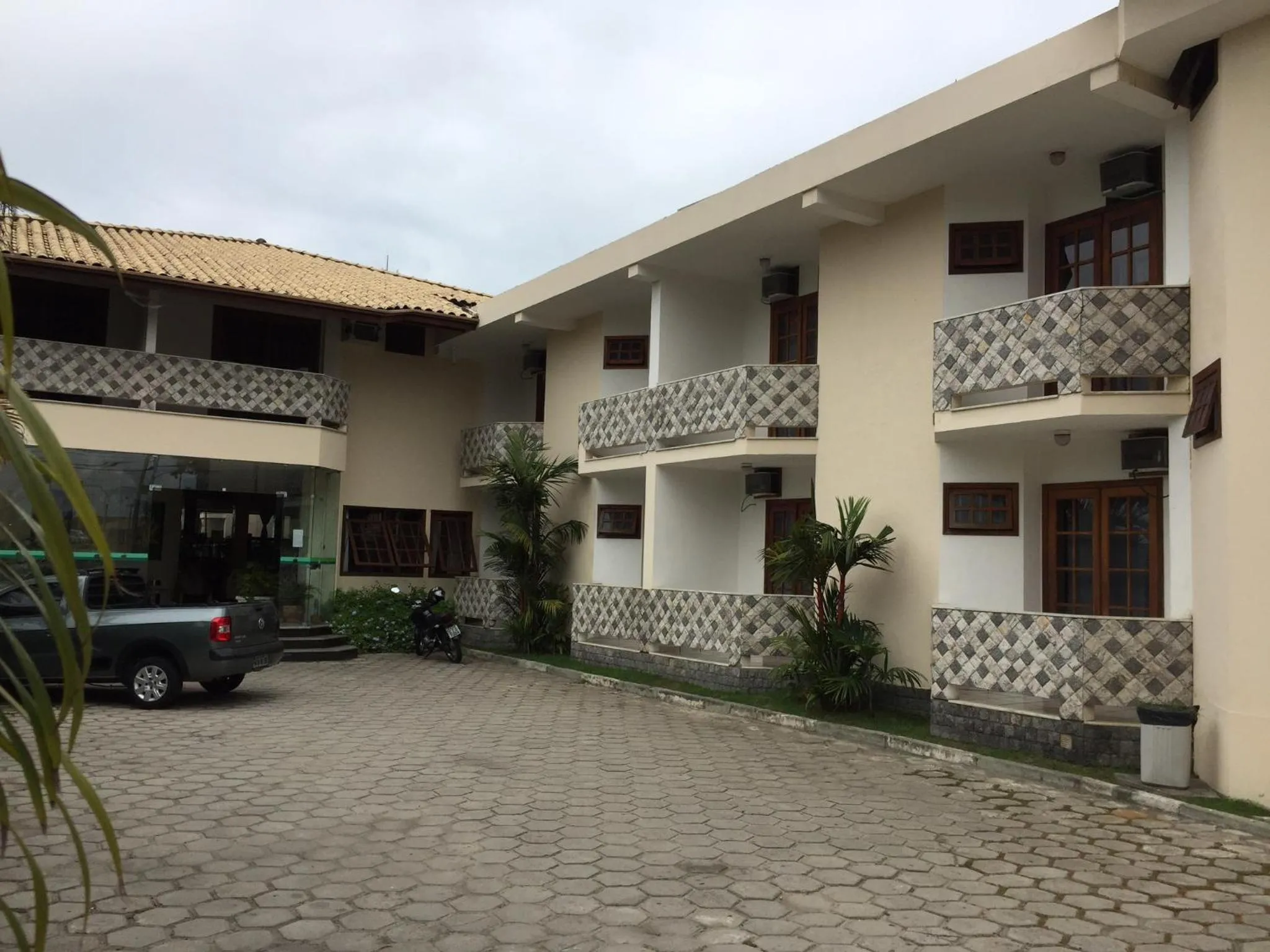 Property building in Eden Praia Hotel