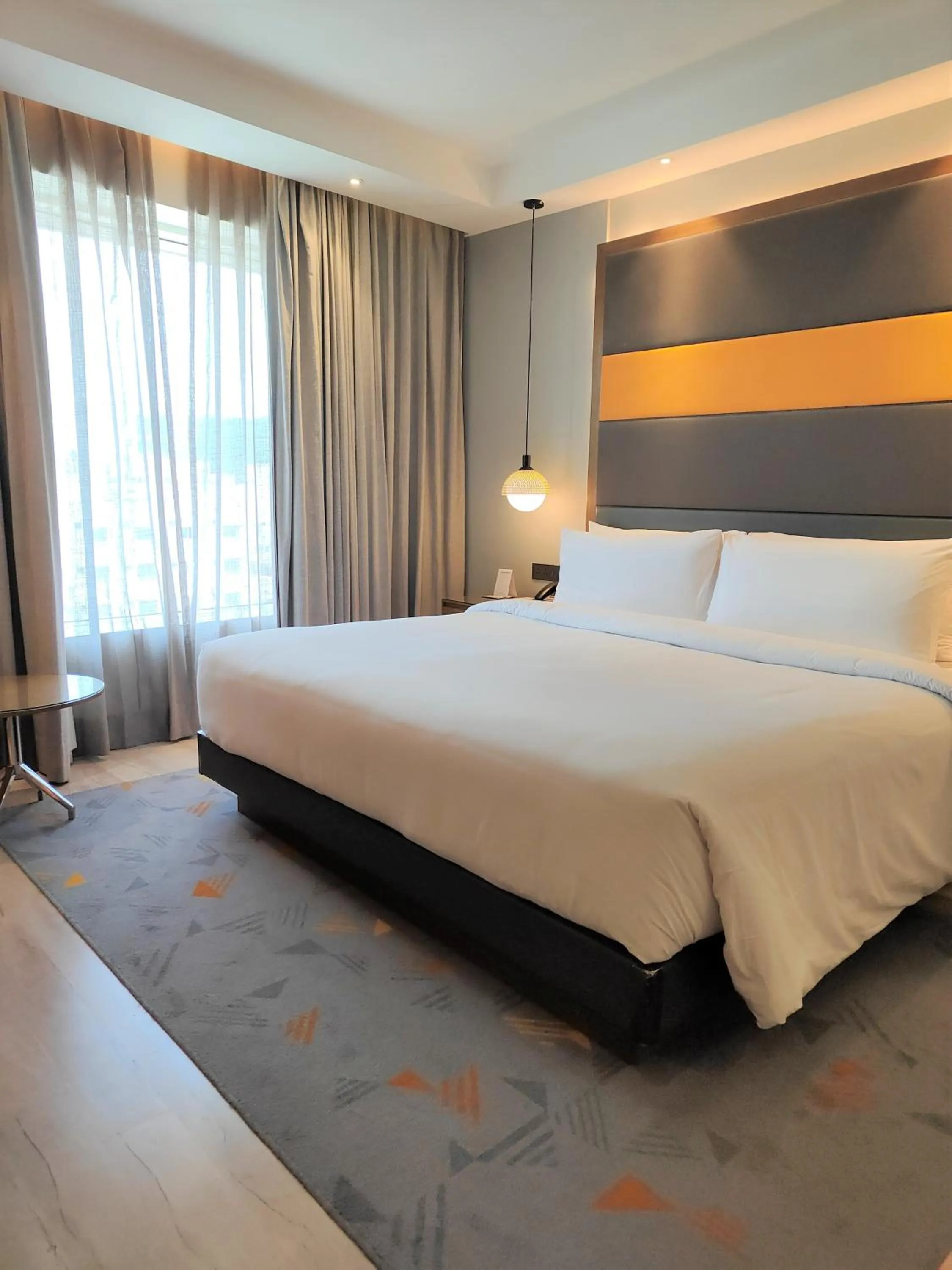 Bedroom, Bed in Le Meridien Hyderabad