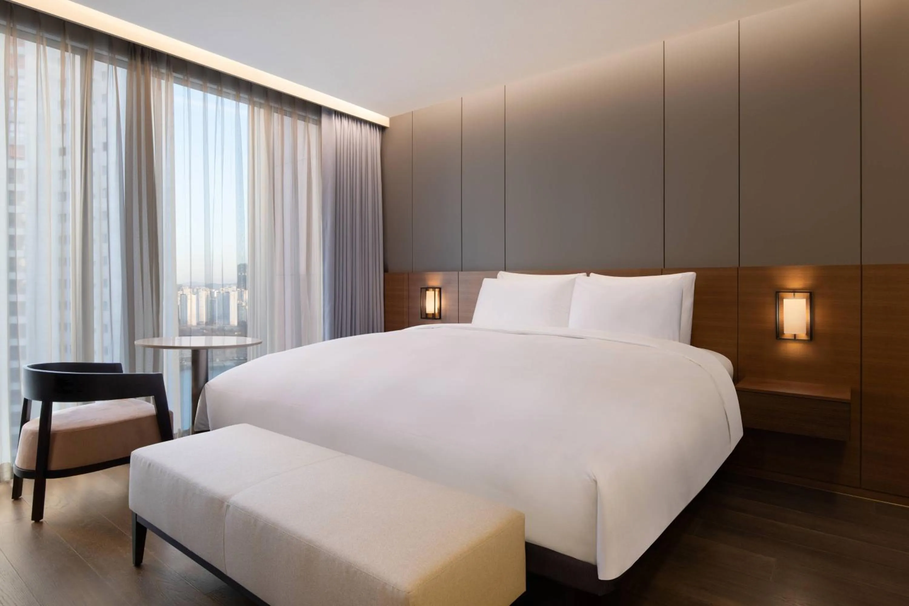 Bedroom, Bed in Courtyard by Marriott Suwon