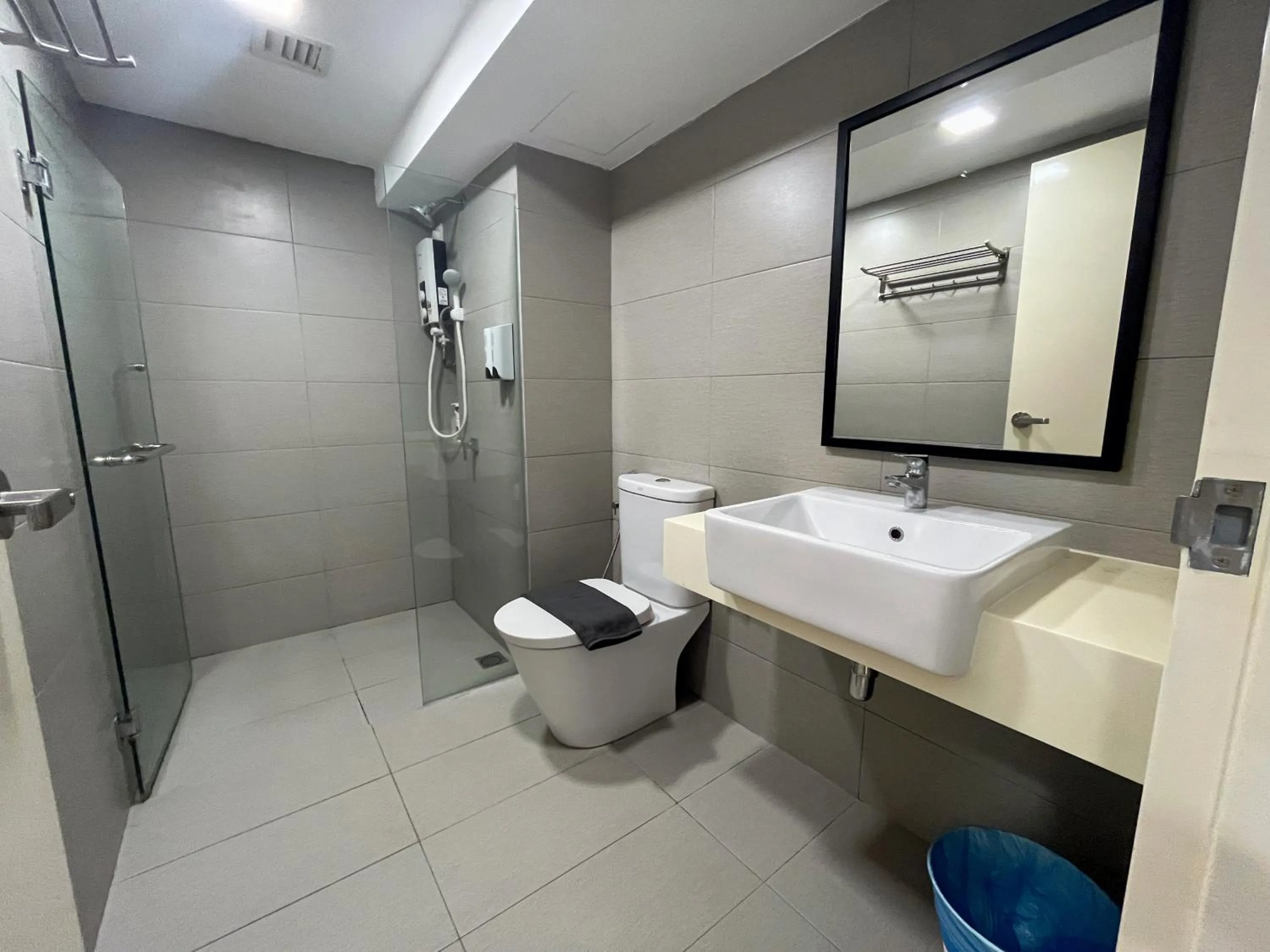 Bathroom in Ekocheras Suite by MOKA at CHERAS