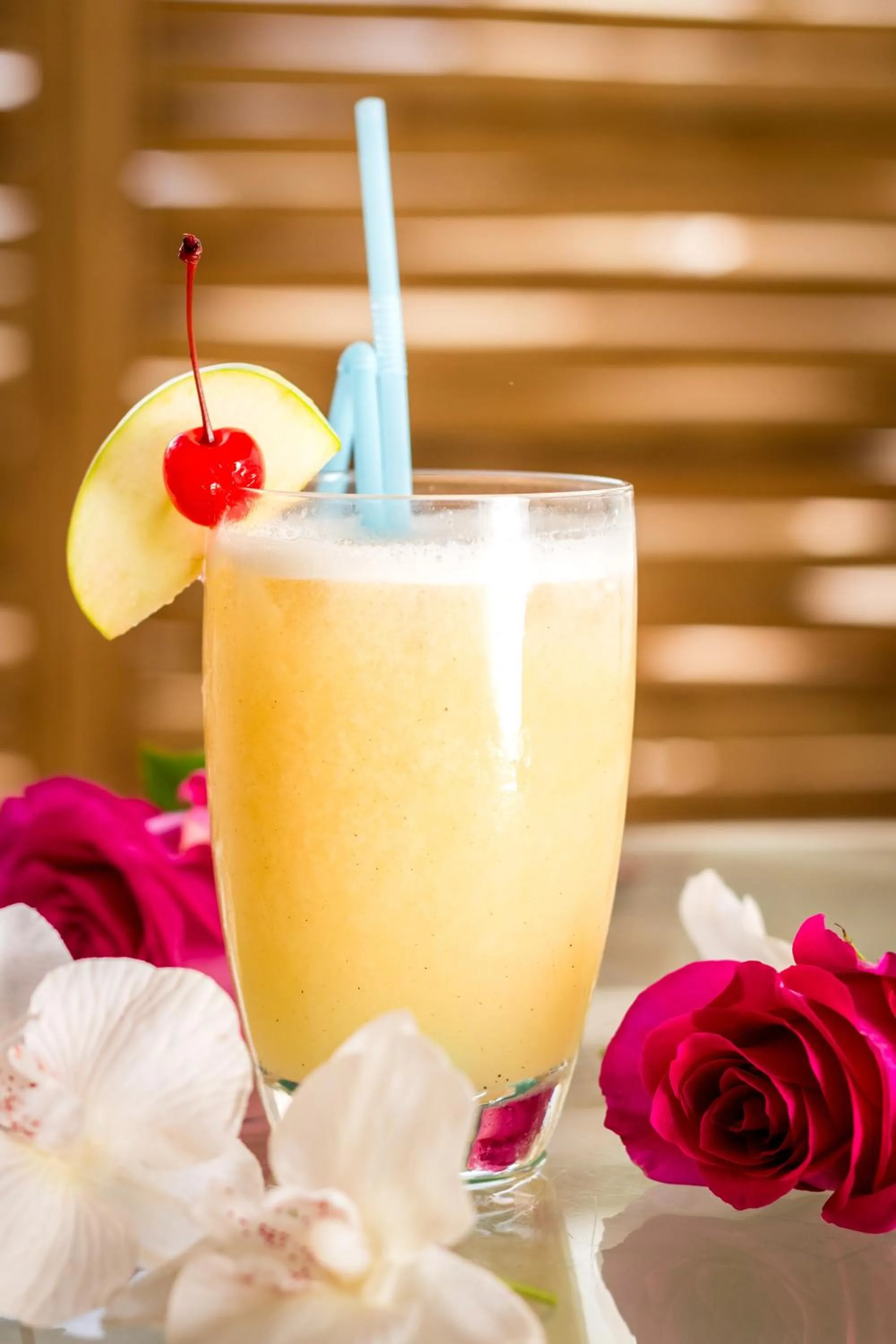 Restaurant/places to eat in DCO Suites Lounge & Spa