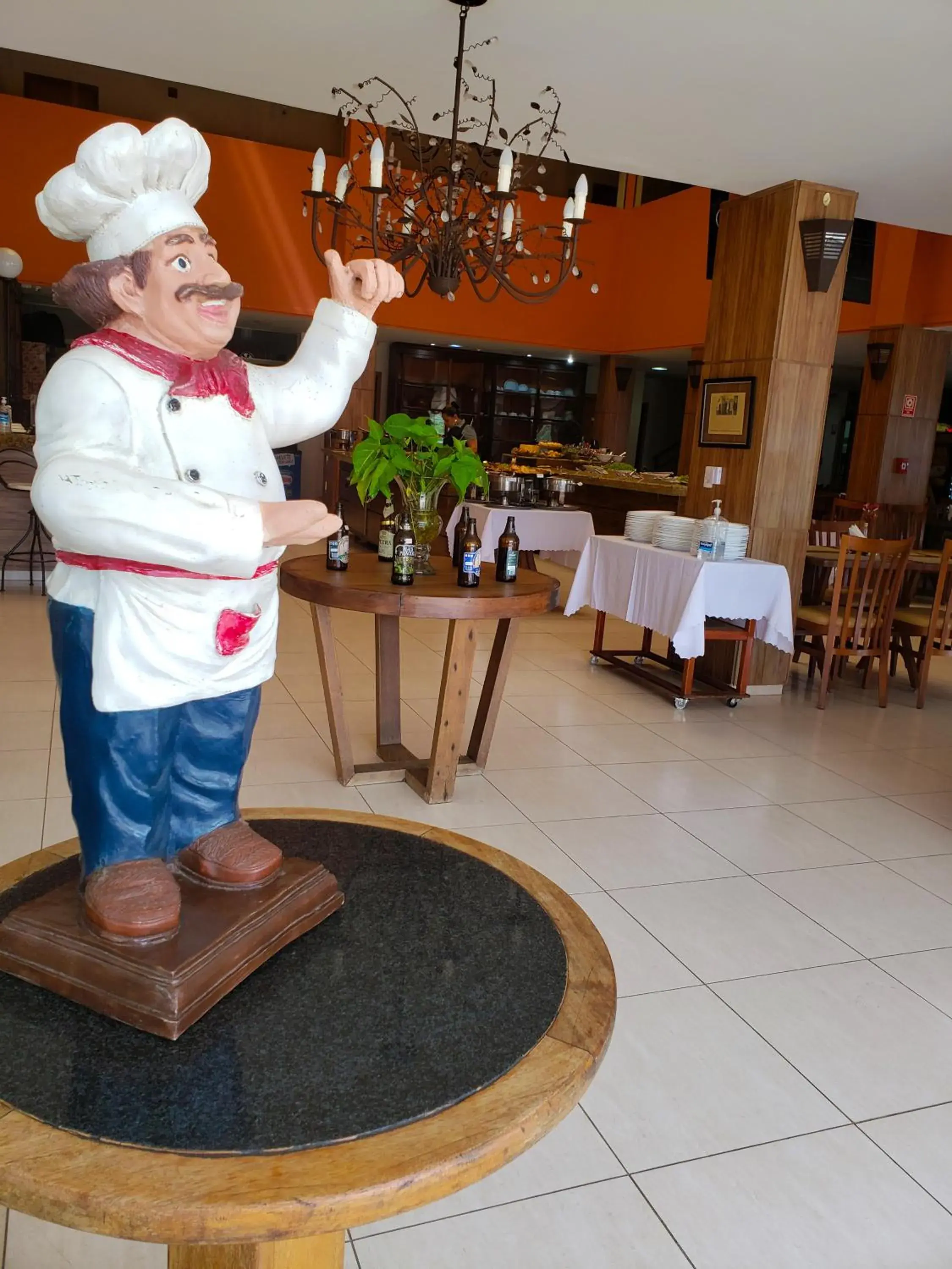 Food and drinks in Grand Enio Hotel e Cantina Food and drinks in Grand Enio Hotel e Cantina