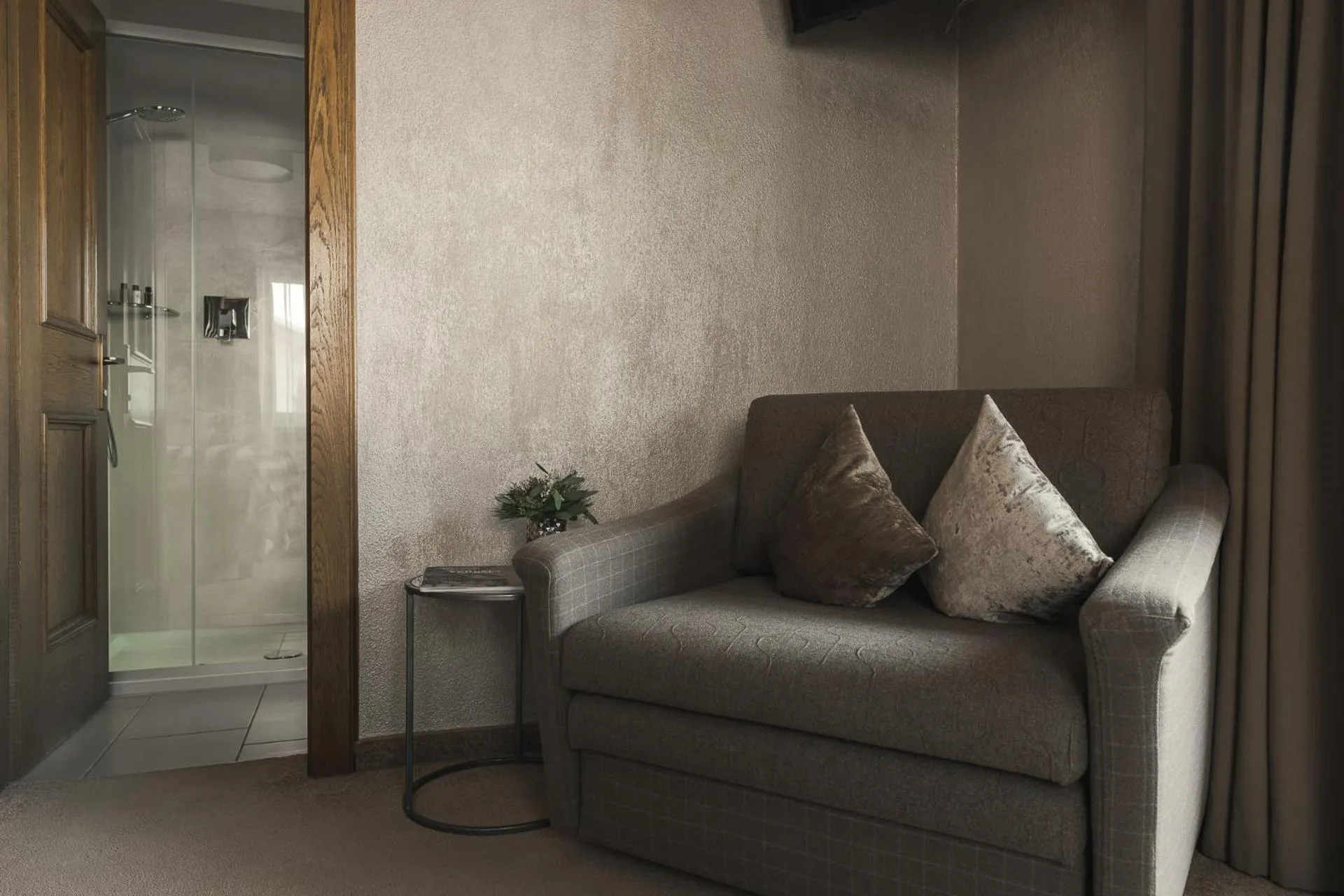 Photo of the whole room in Garni Hotel Platzer