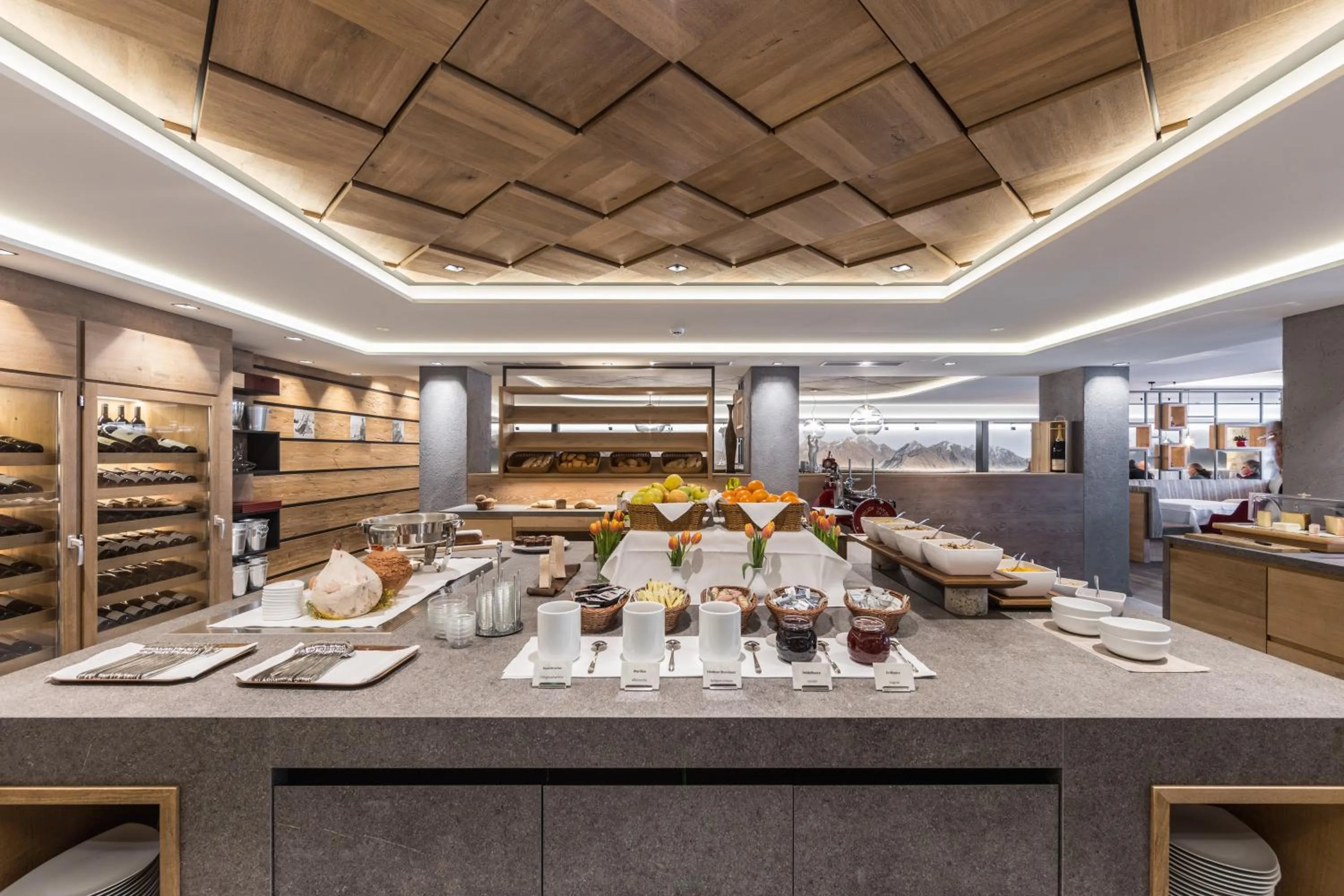 Continental breakfast in Almhotel Glieshof