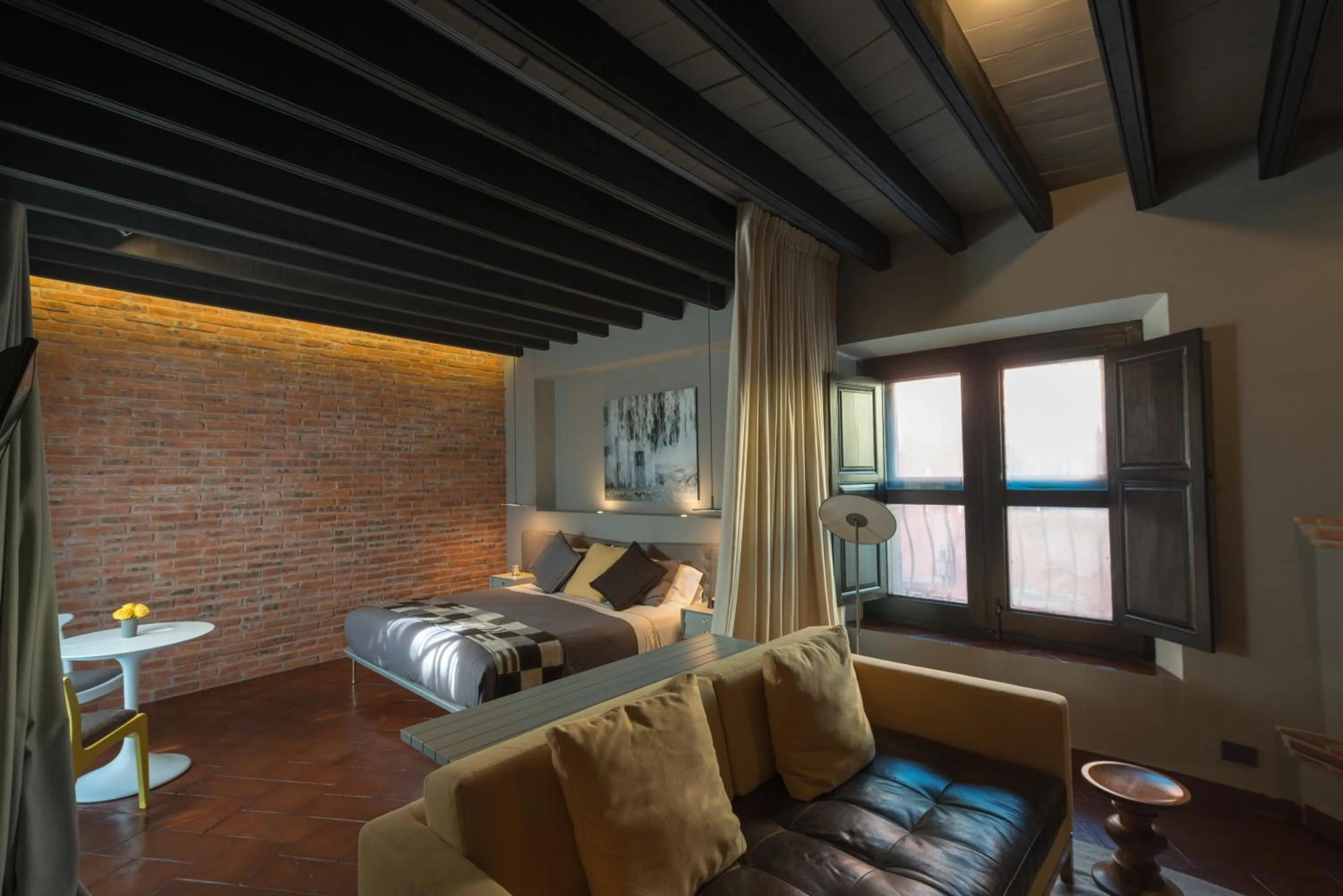 Living room, Bed in Dos Casas Hotel & Spa