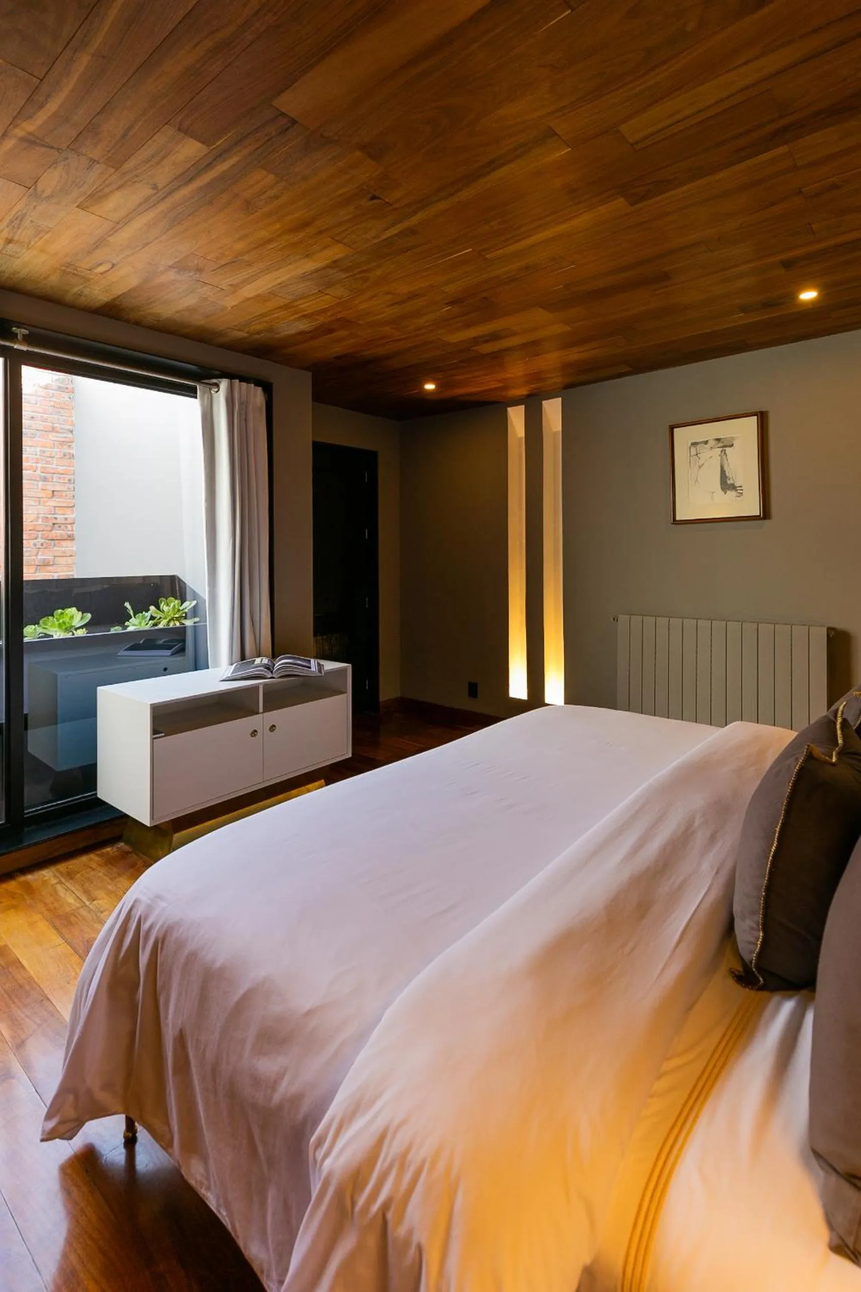 Bed in Dos Casas Hotel & Spa