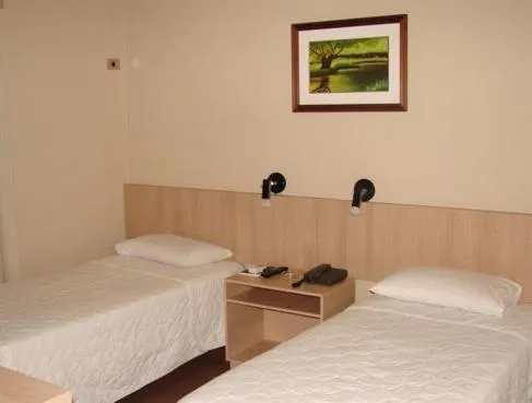 Decorative detail, Bed in Muchiutt Park Hotel