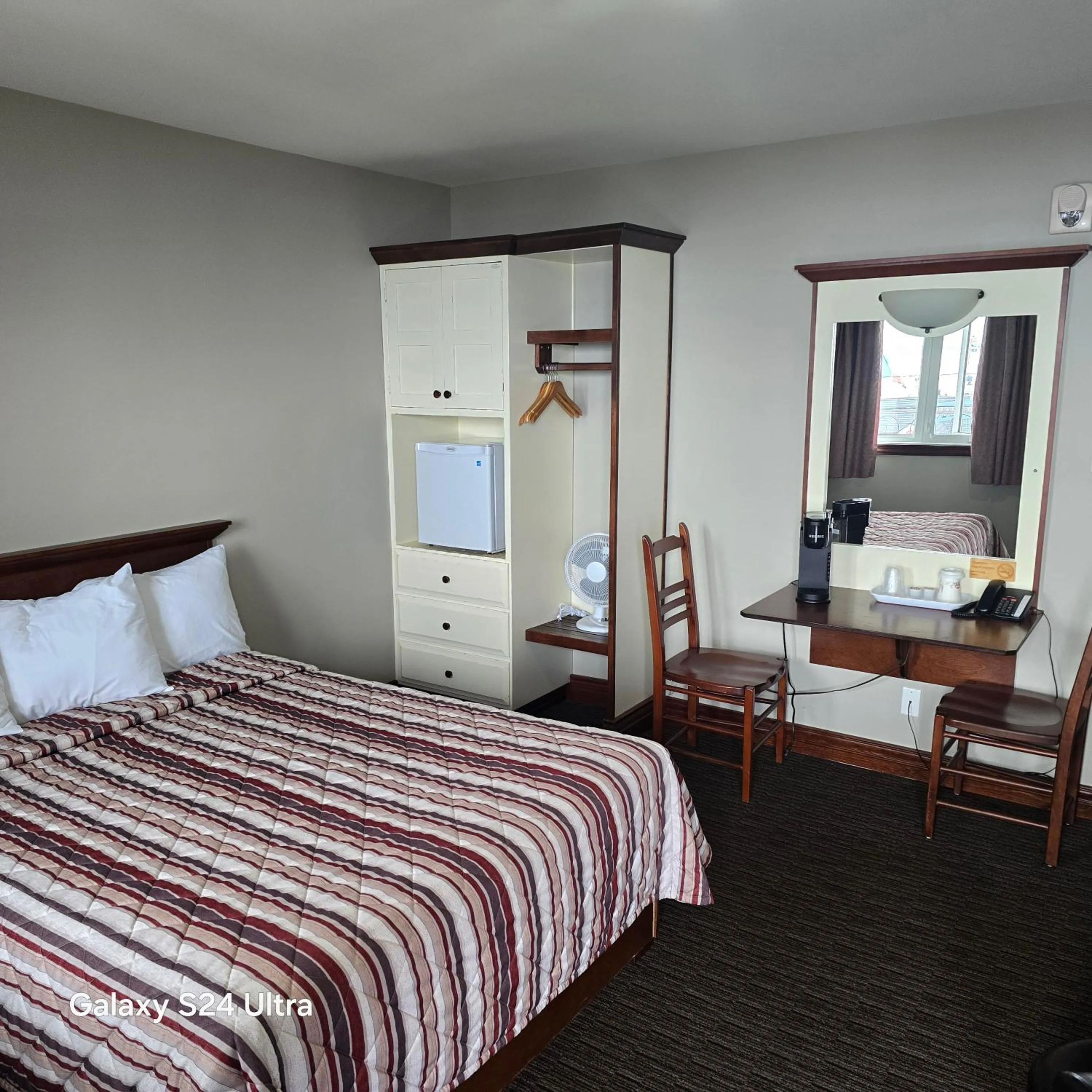 Bed in Auberge Sur Mer Charlevoix