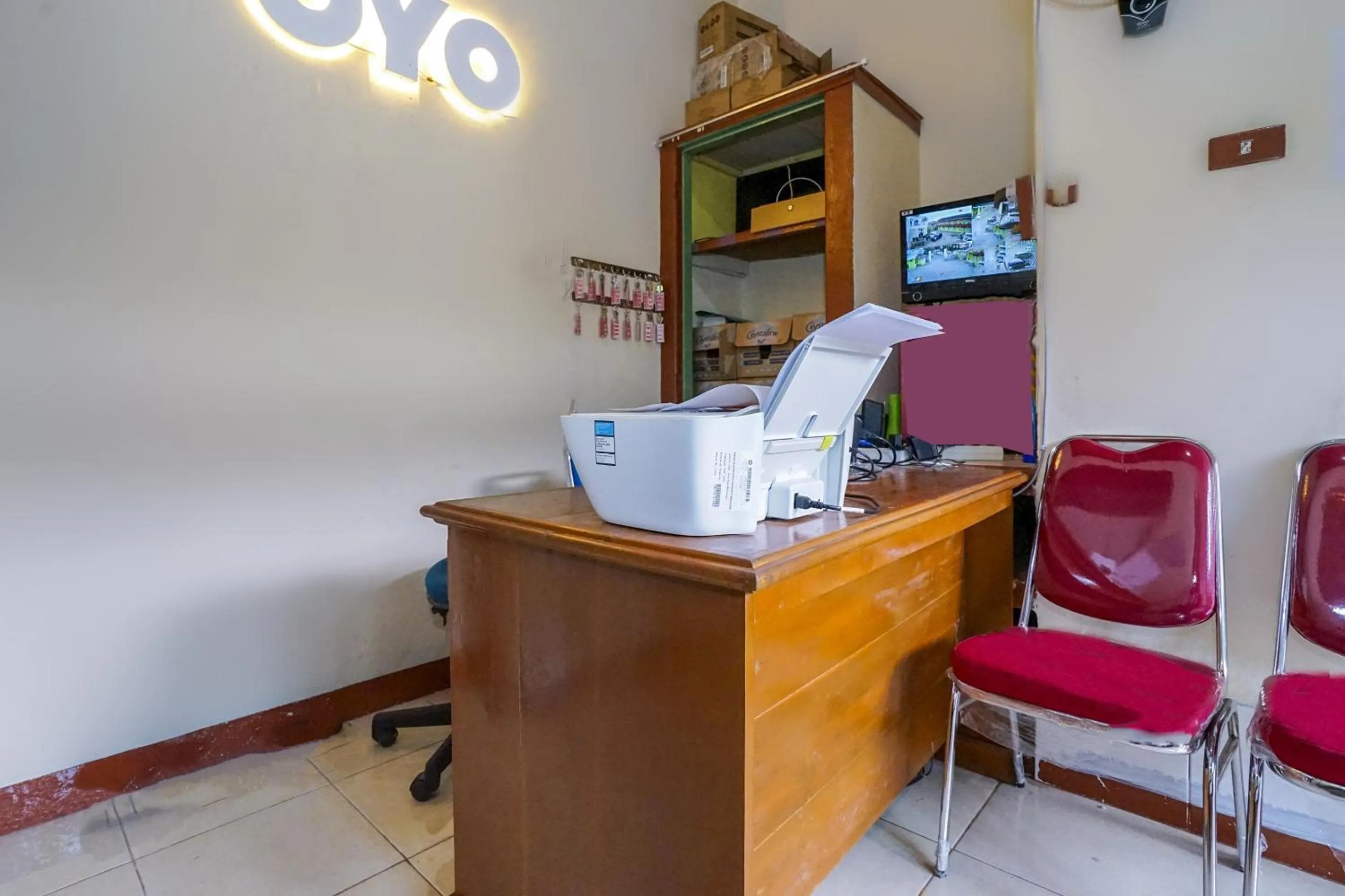 Lobby or reception in OYO 2177 Trikora Indah Residence