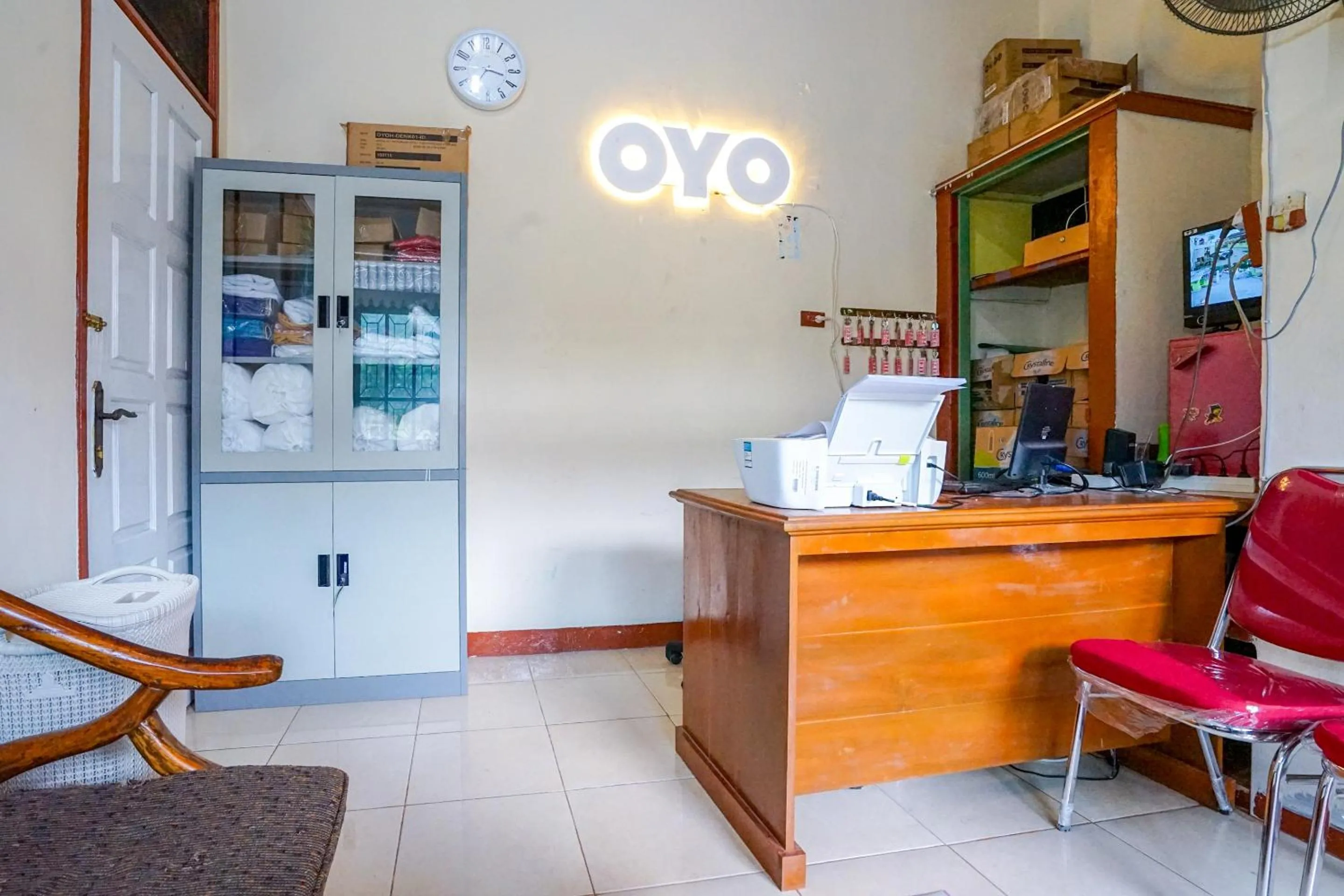 Lobby or reception in OYO 2177 Trikora Indah Residence