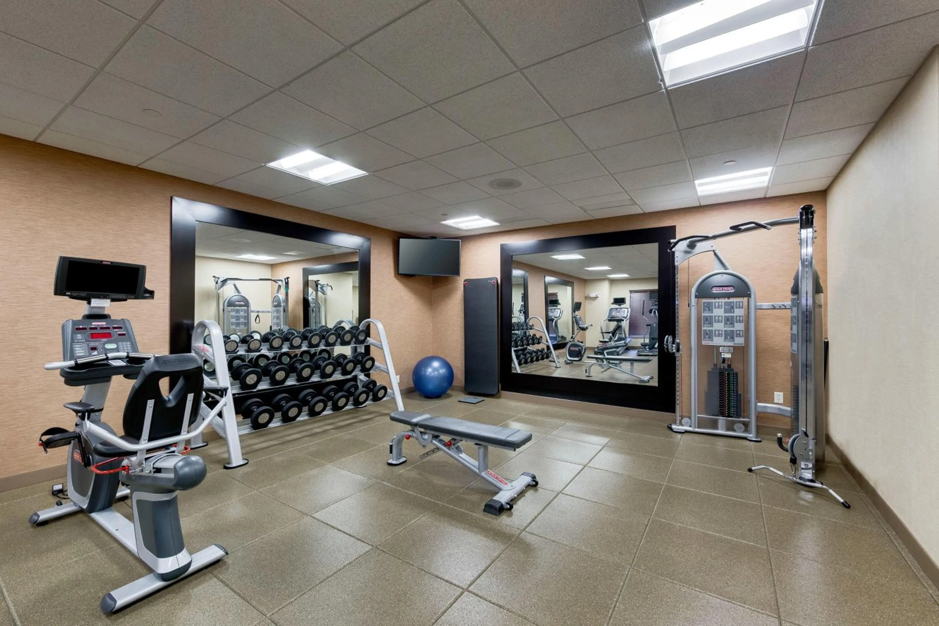 Fitness centre/facilities in Homewood Suites by Hilton Fort Worth Medical Center