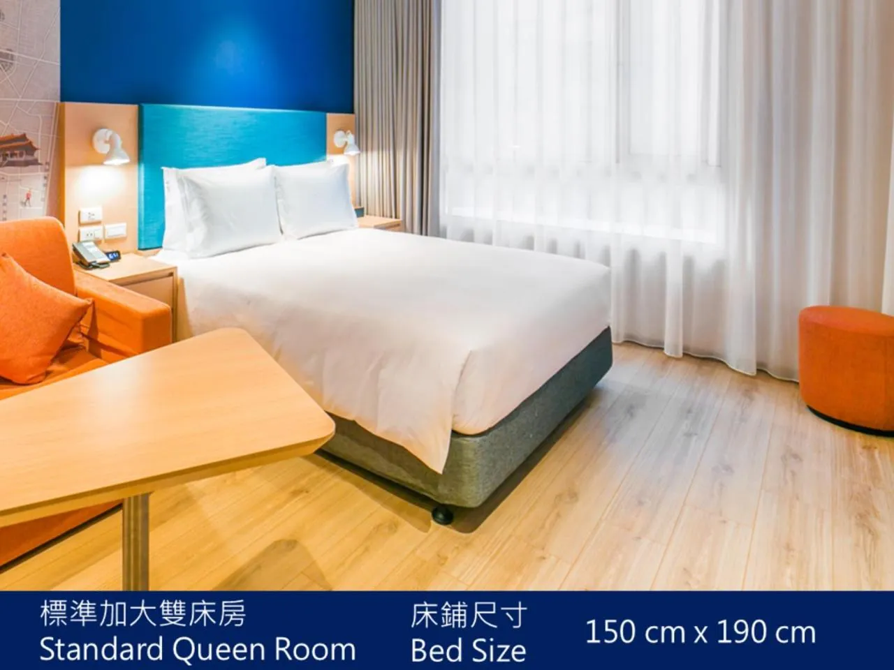 Photo of the whole room, Bed in Holiday Inn Express Taichung Fengchia by IHG
