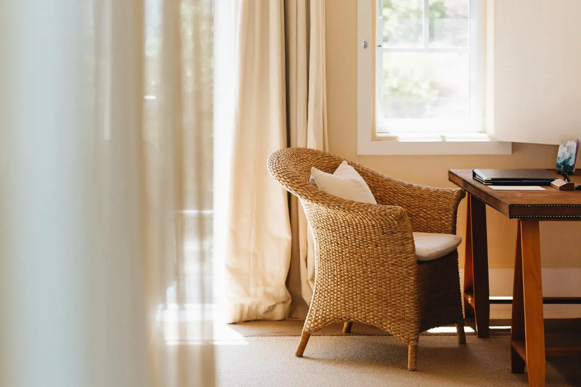 Bedroom, Seating Area in Wharekauhau Country Estate