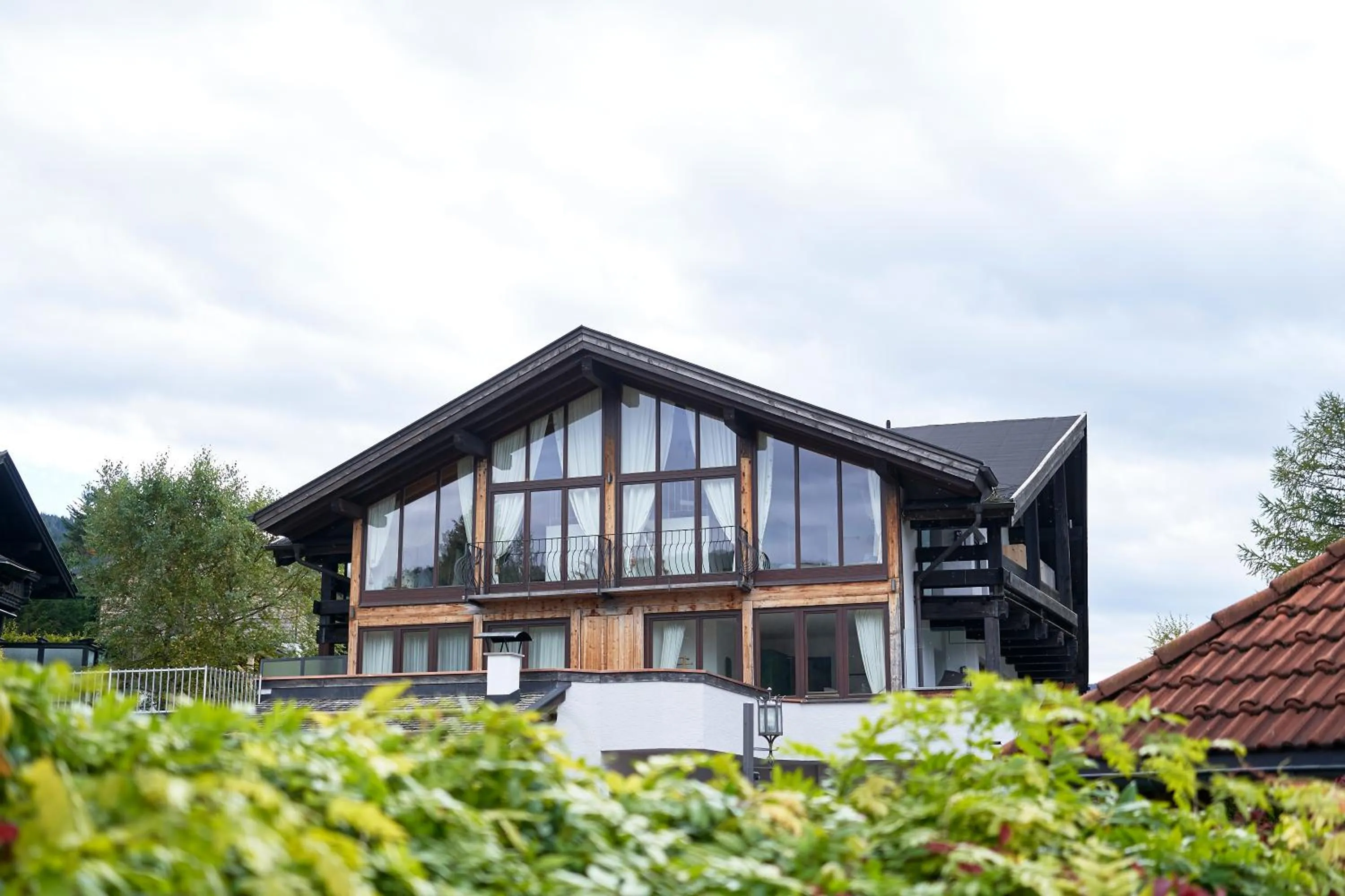 Property building in RosaMunde Apartments