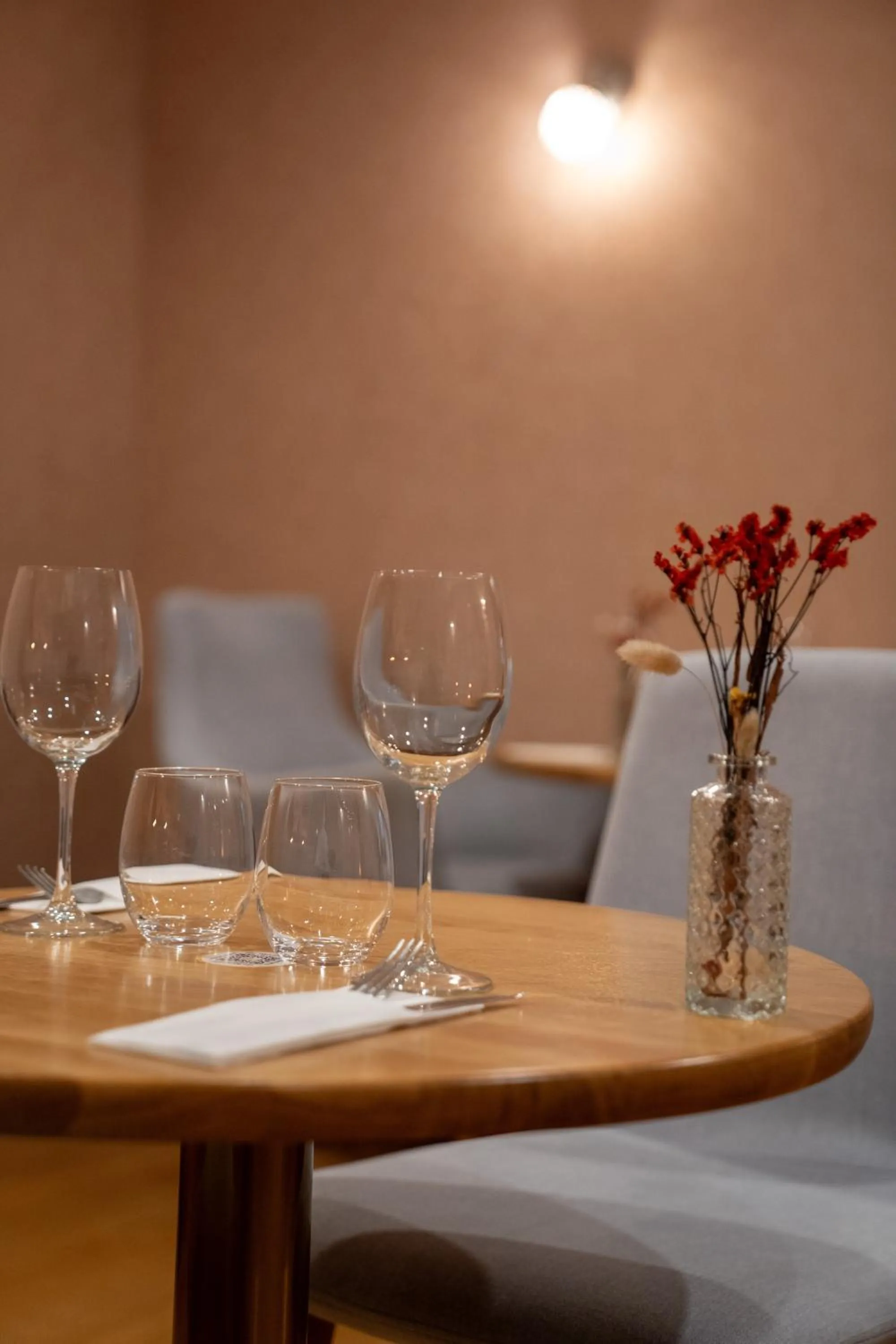 Restaurant/places to eat in Grand Hôtel d'Orléans