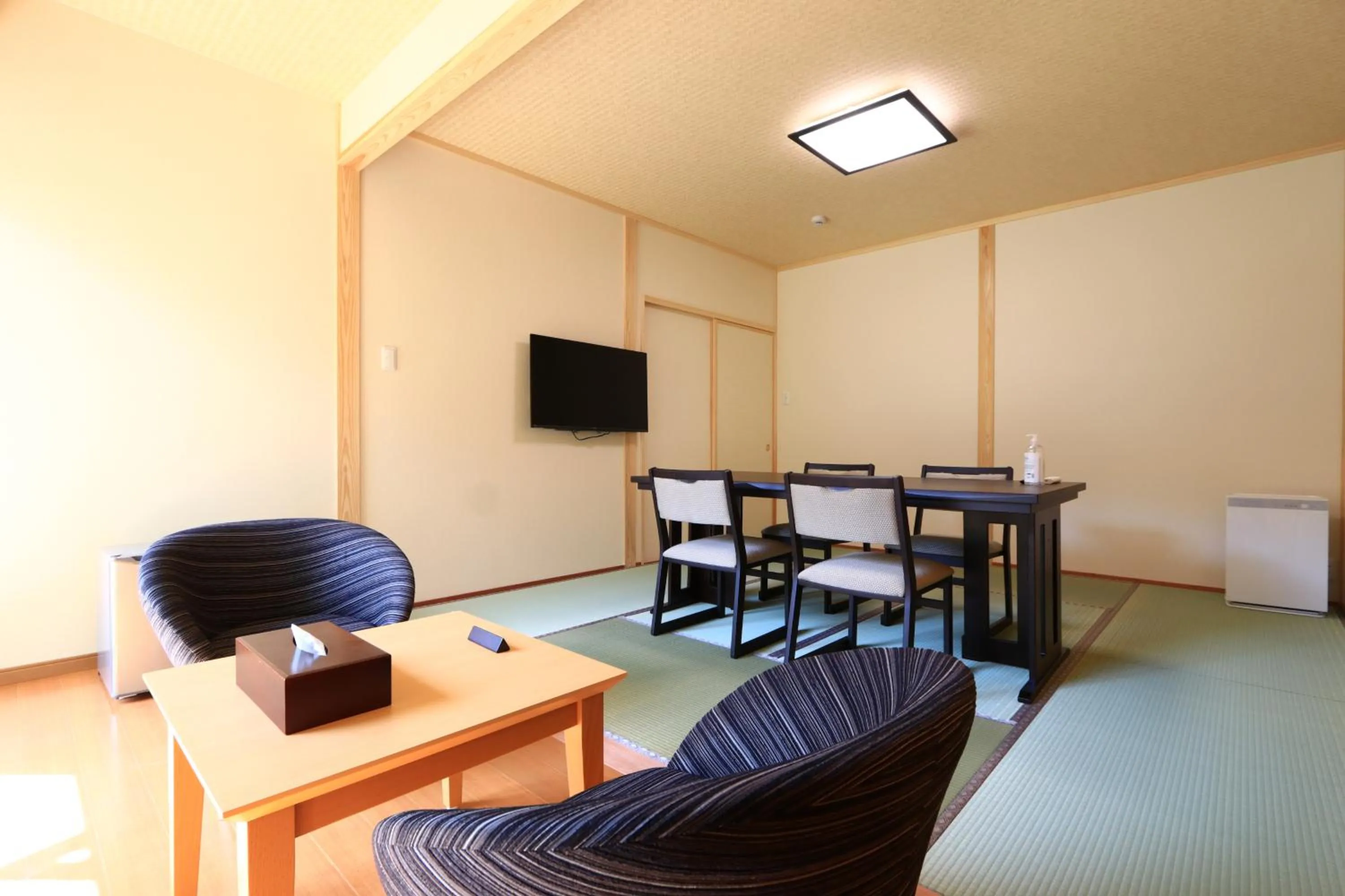 Dining area in Masuya Ryokan