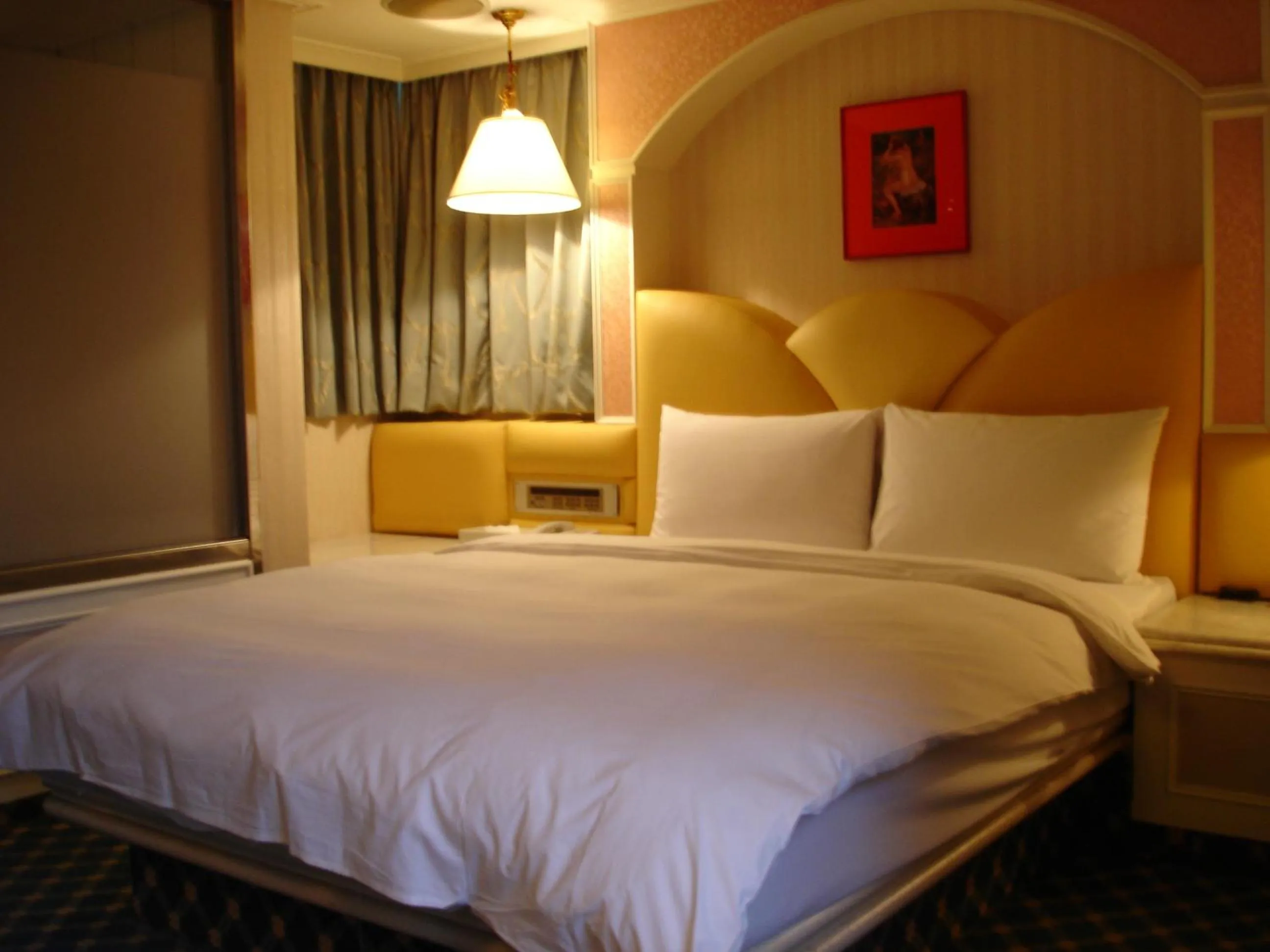 Bed in 貴都飯店-Crystal Hotel Taipei