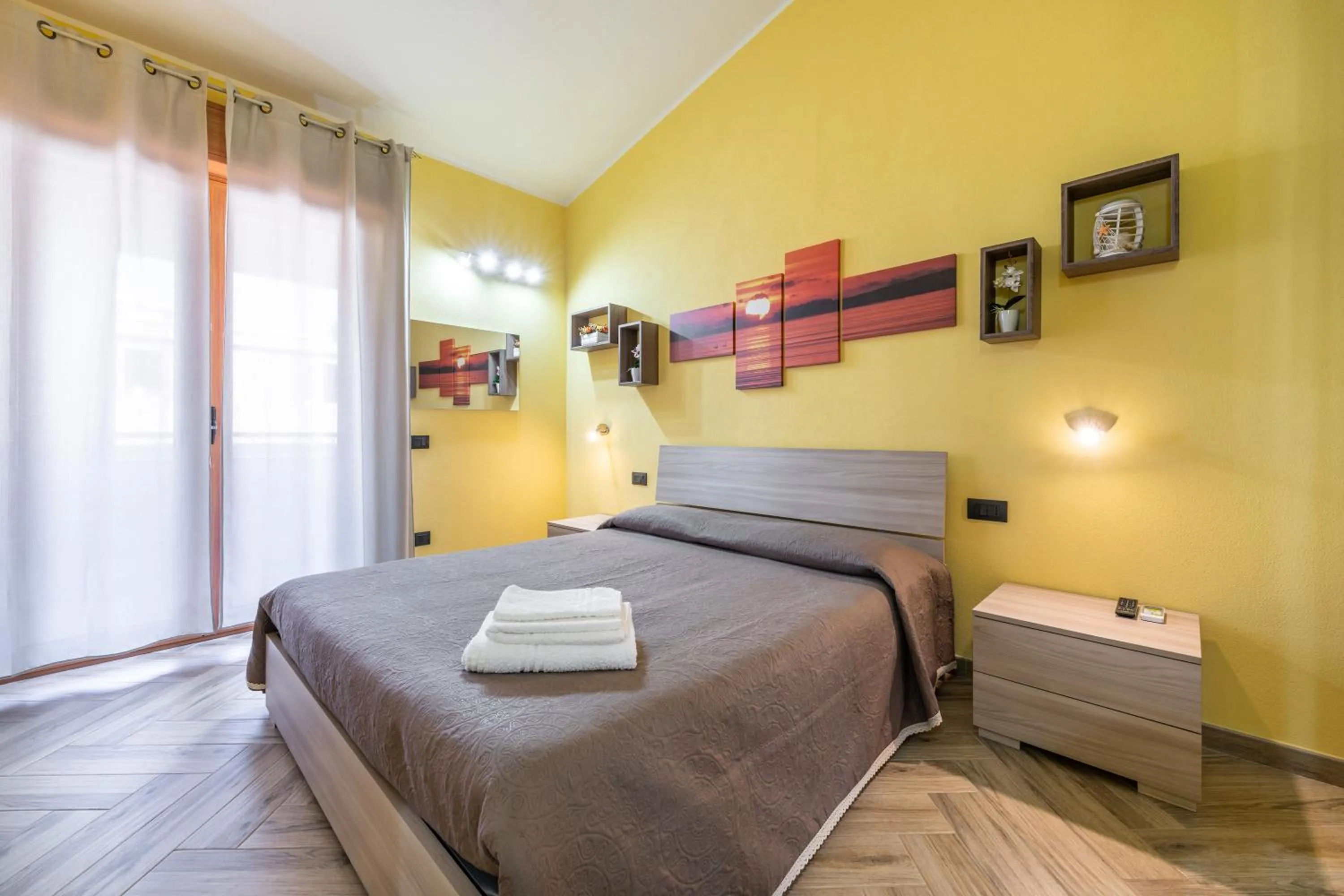 Bedroom, Bed in Paradise Home