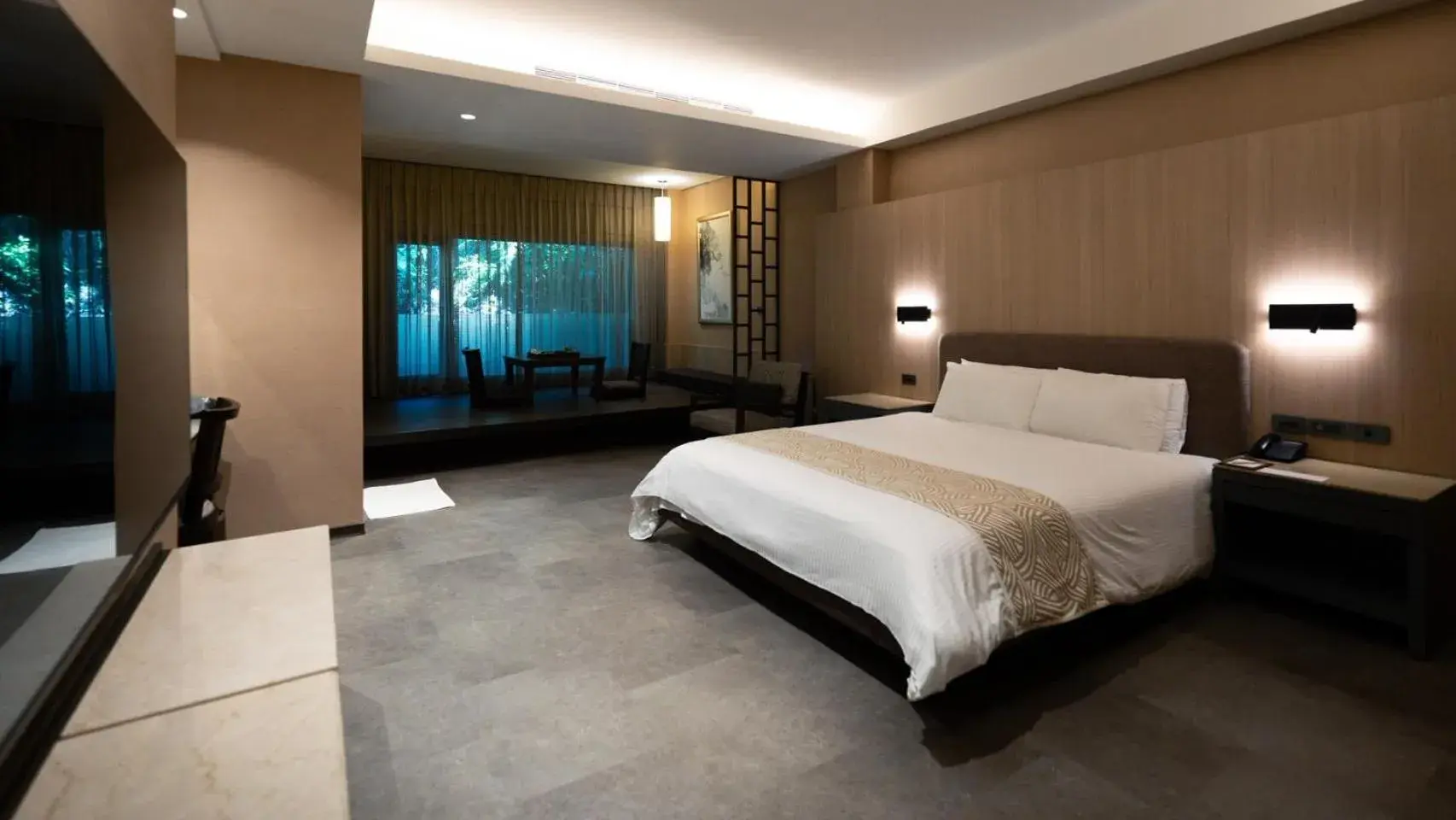 Photo of the whole room, Bed in Great Roots Forestry Spa Resort Photo of the whole room, Bed in Great Roots Forestry Spa Resort