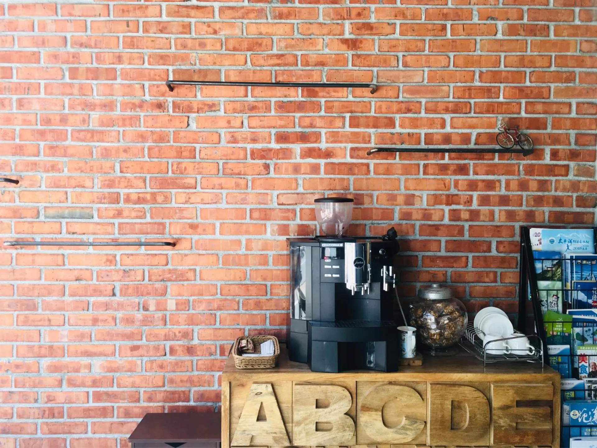 Lobby or reception in 海邊邊民宿 Near Seaside B&B 民宿1092號