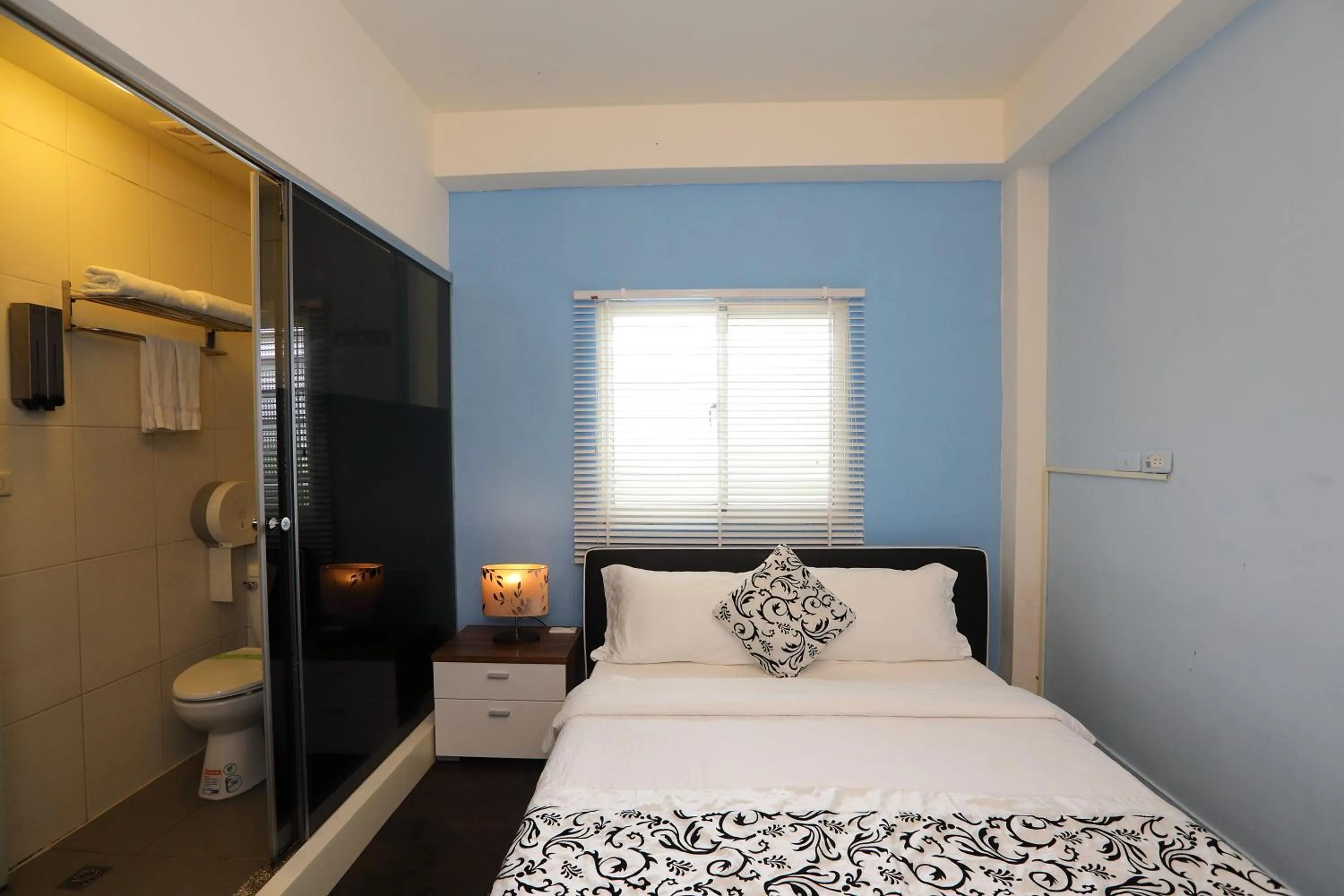 Bed in 海邊邊民宿 Near Seaside B&B 民宿1092號