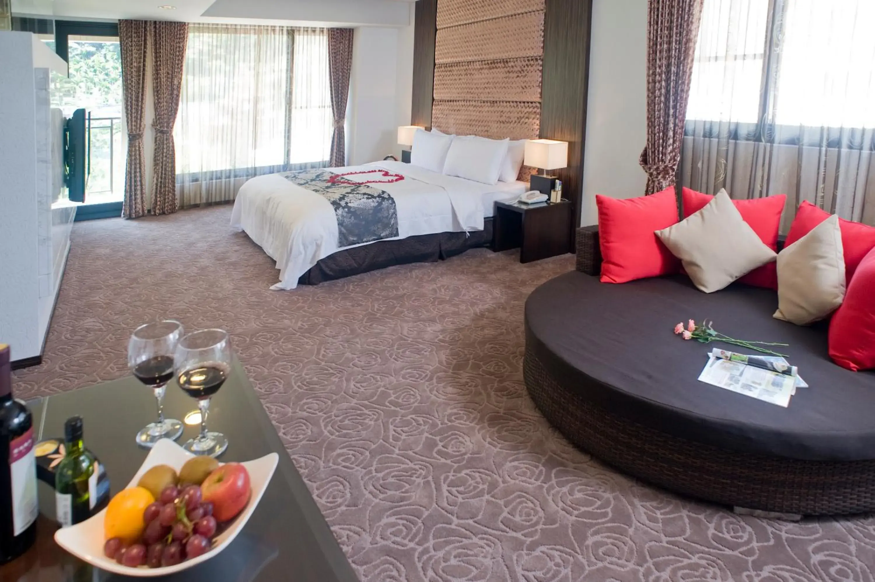 Bed in Tai-Yi Red Maple Resort Bed in Tai-Yi Red Maple Resort