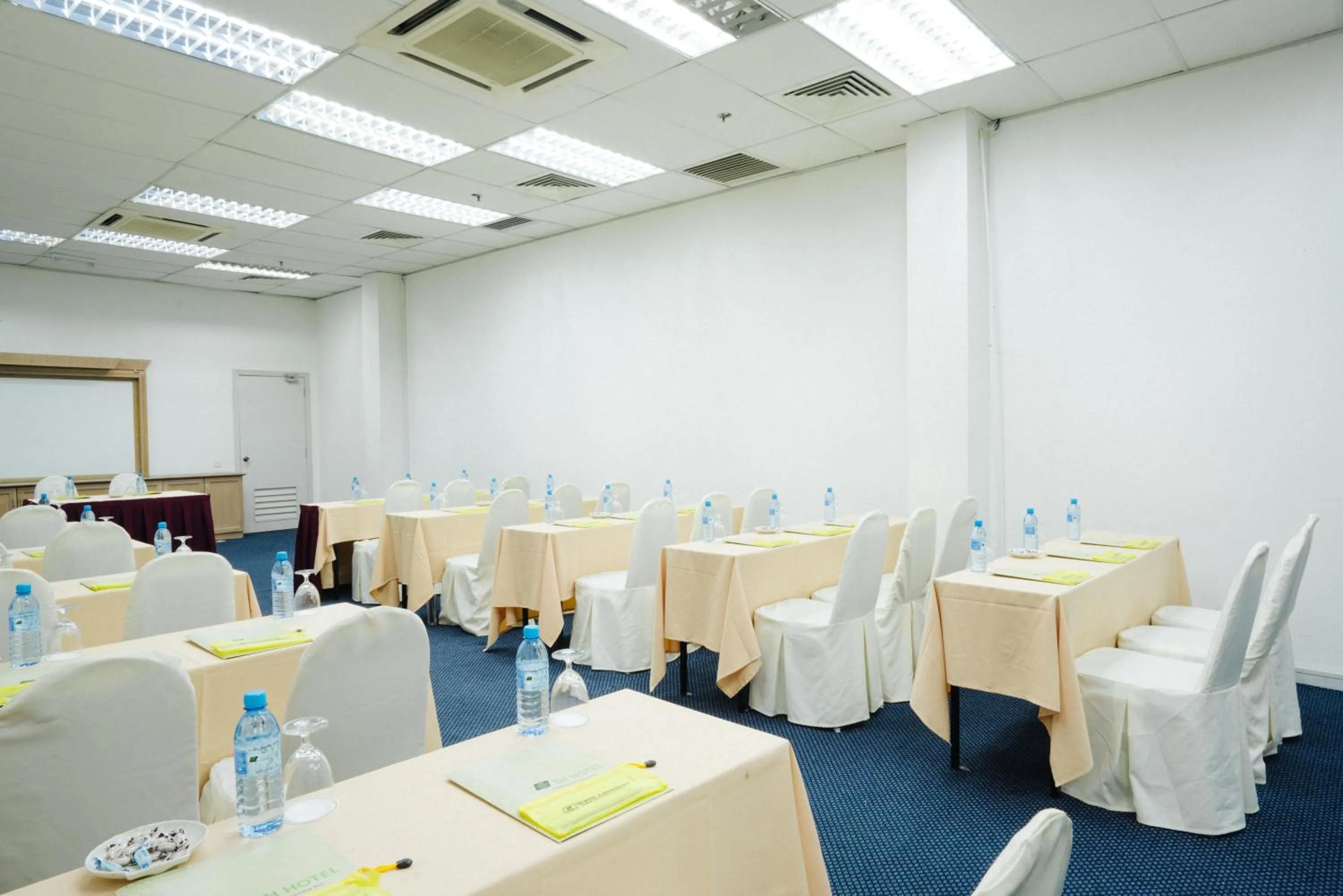 Business facilities in Raia Inn Penang