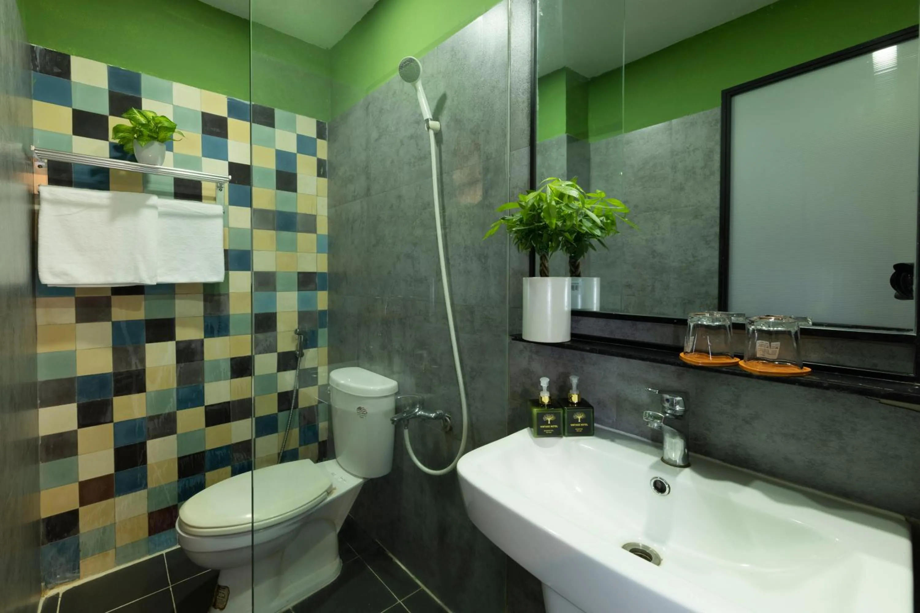 Bathroom in Vintage Park View Hotel & Spa - Hoang Phi