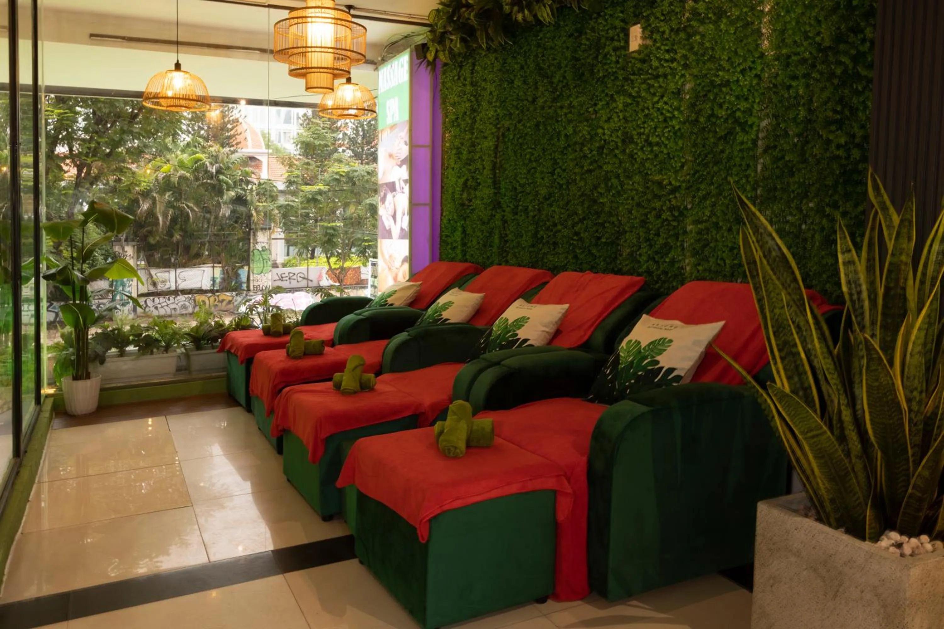 Massage in Vintage Park View Hotel & Spa - Hoang Phi