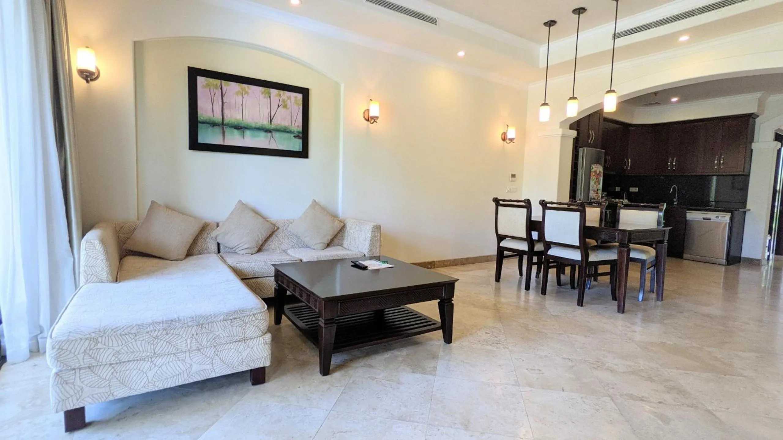 Living room in Olalani Resort & Condotel